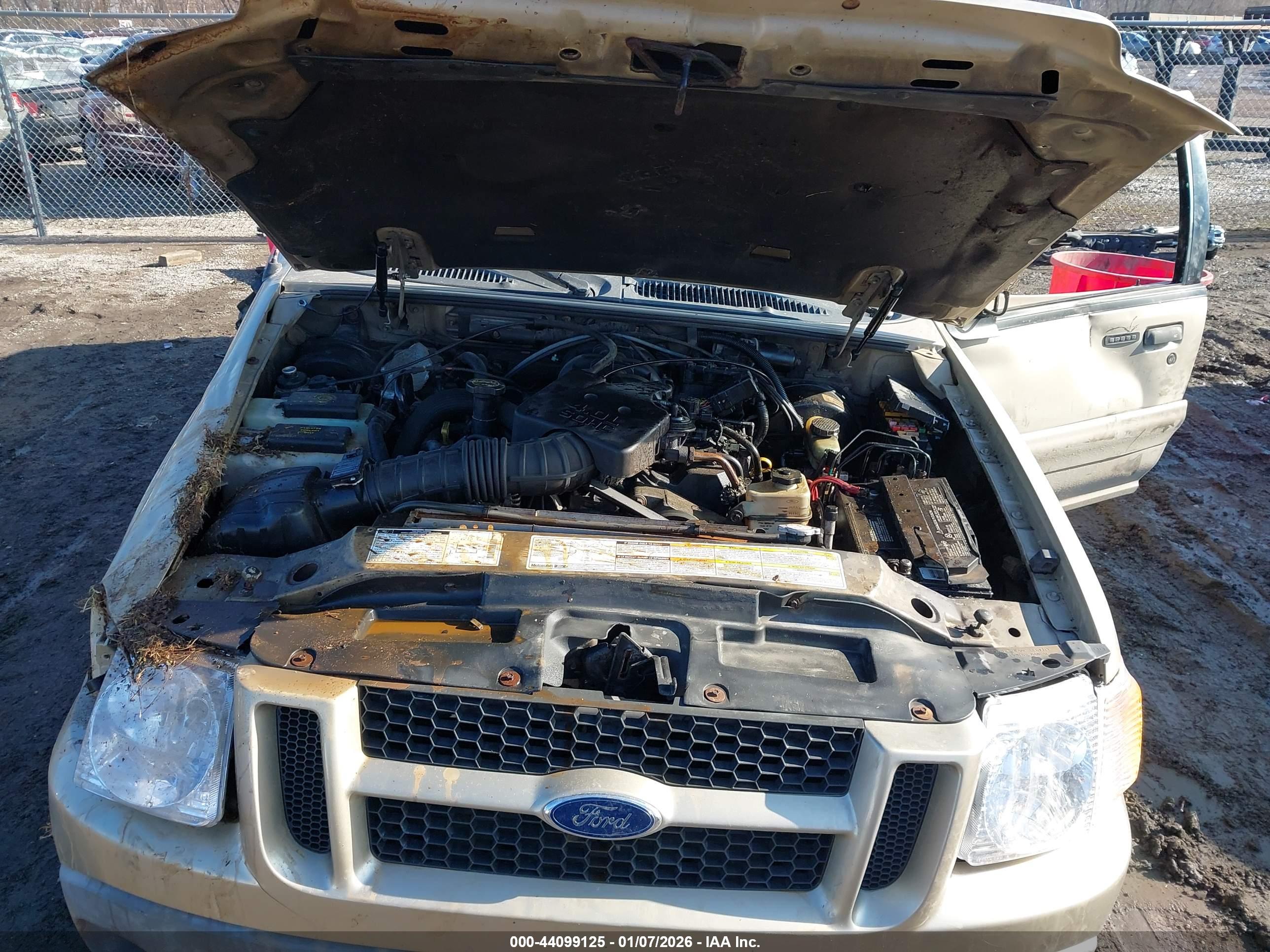 FORD EXPLORER image 10