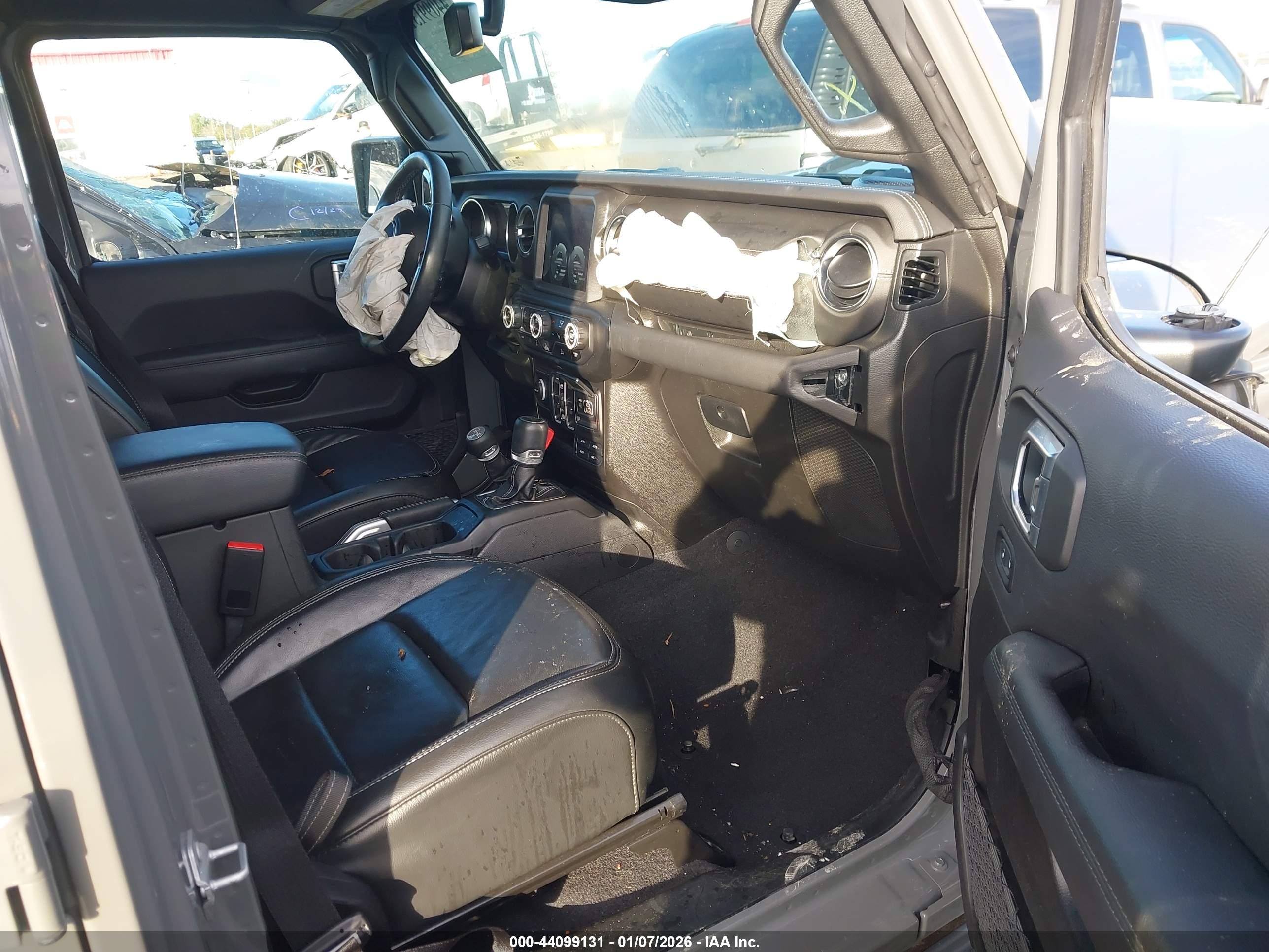 JEEP WRANGLER image 5