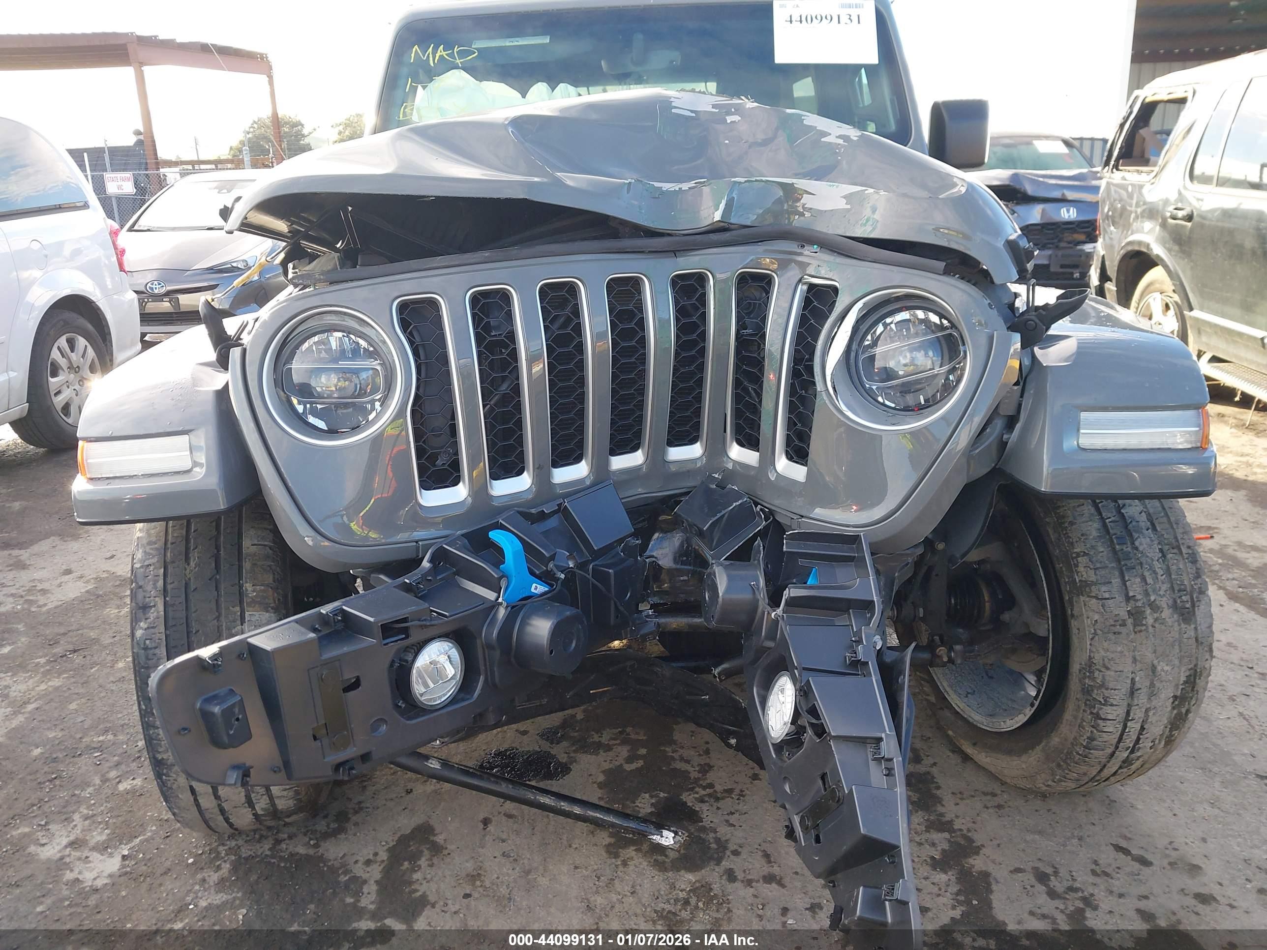 JEEP WRANGLER image 6