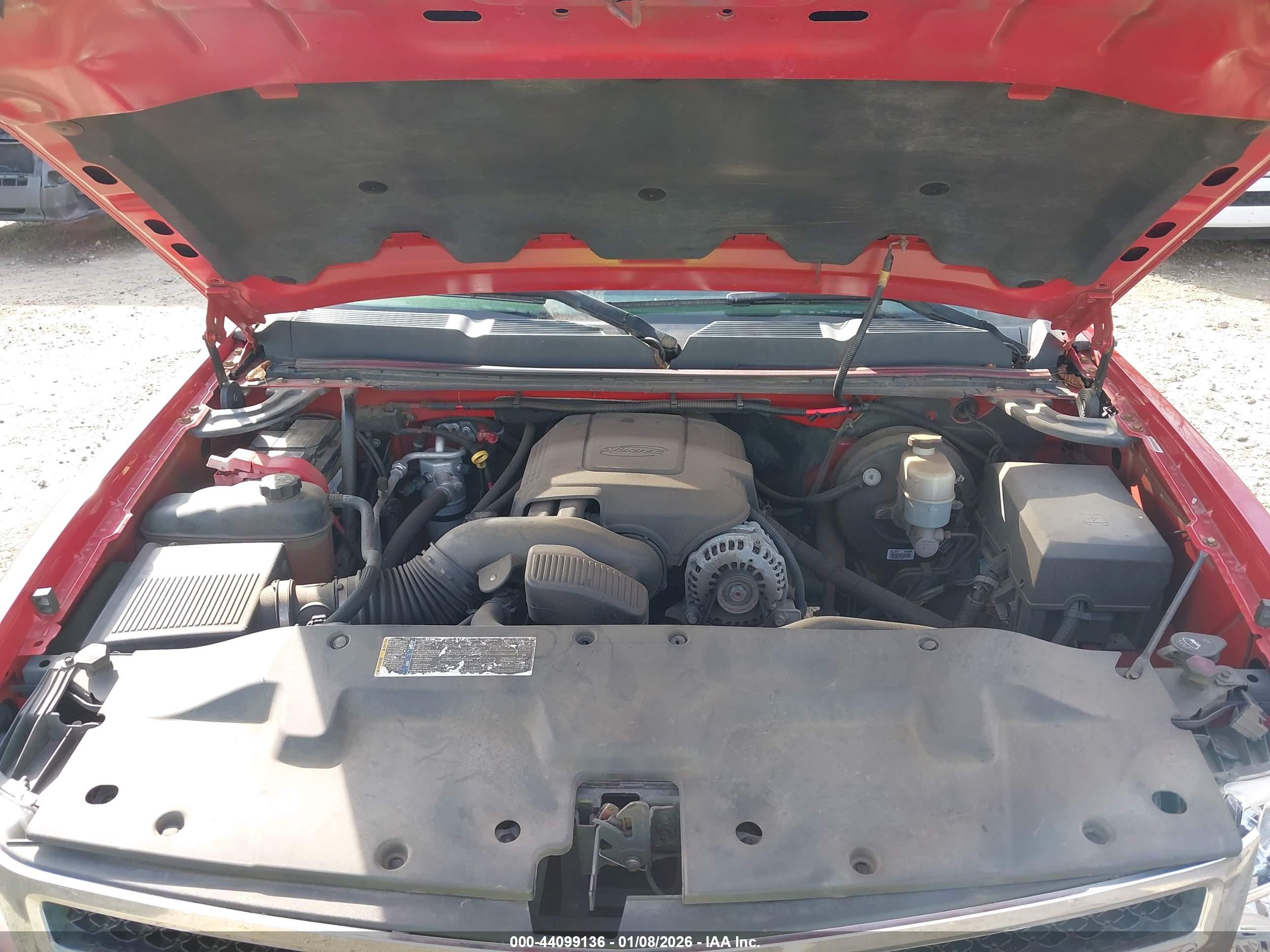 CHEVROLET SILVERADO image 10