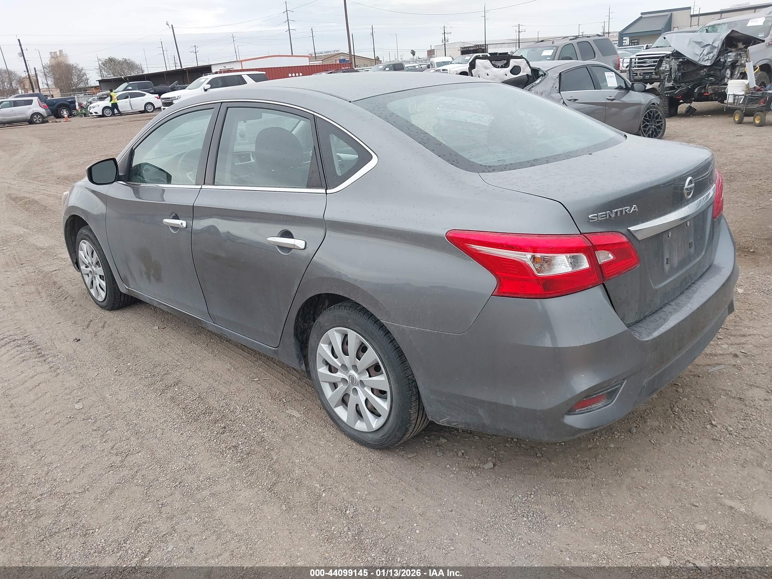 NISSAN SENTRA image 3