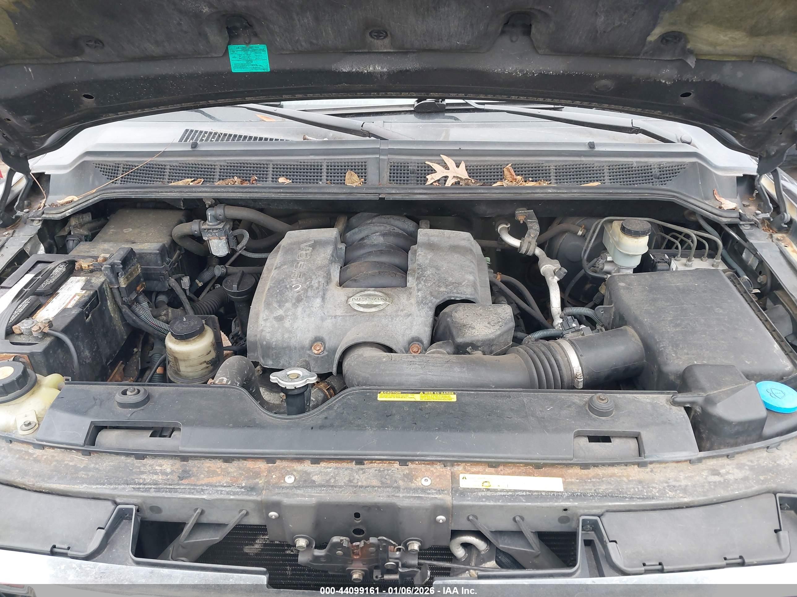 NISSAN TITAN image 10