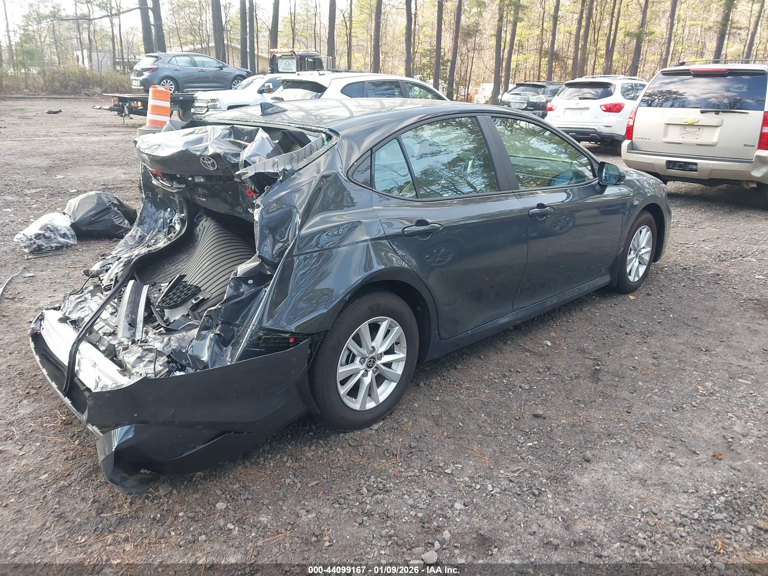 TOYOTA CAMRY image 4