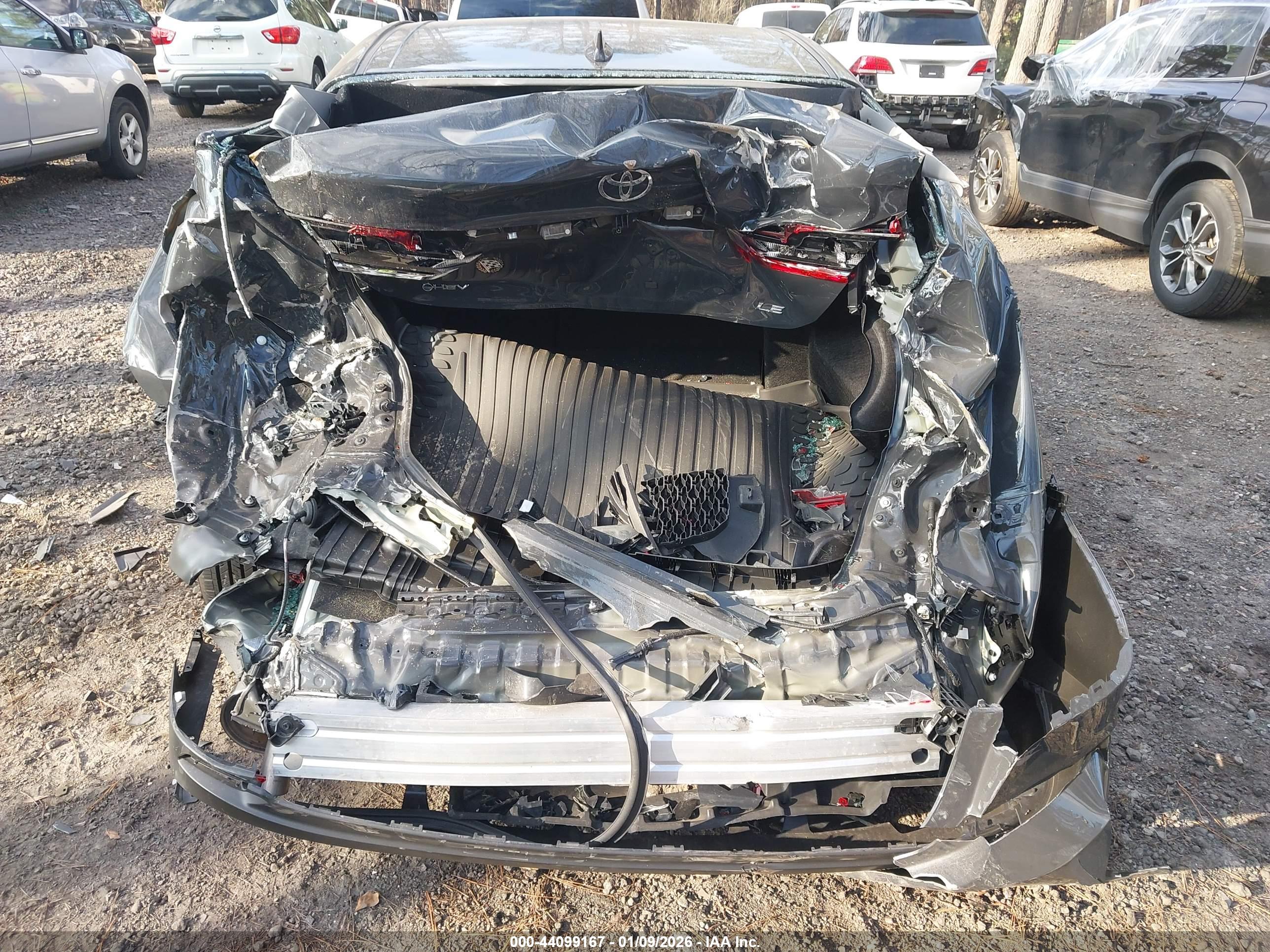 TOYOTA CAMRY image 6
