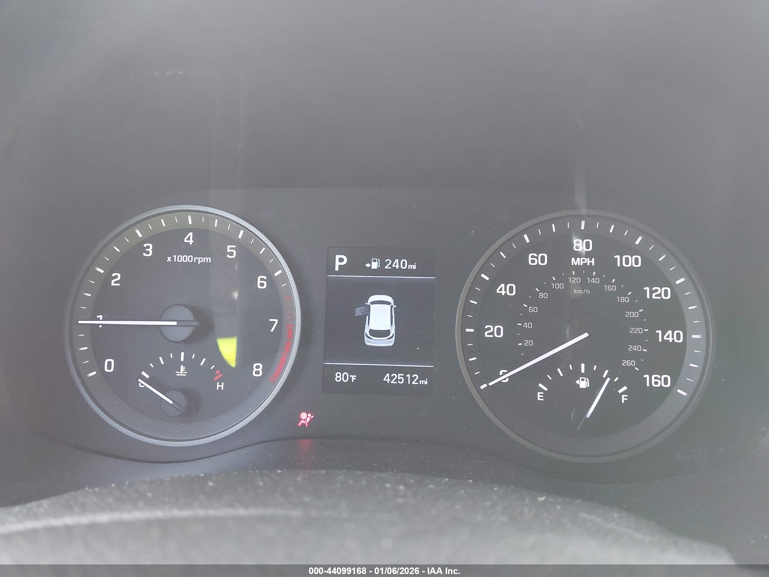 HYUNDAI TUCSON image 7