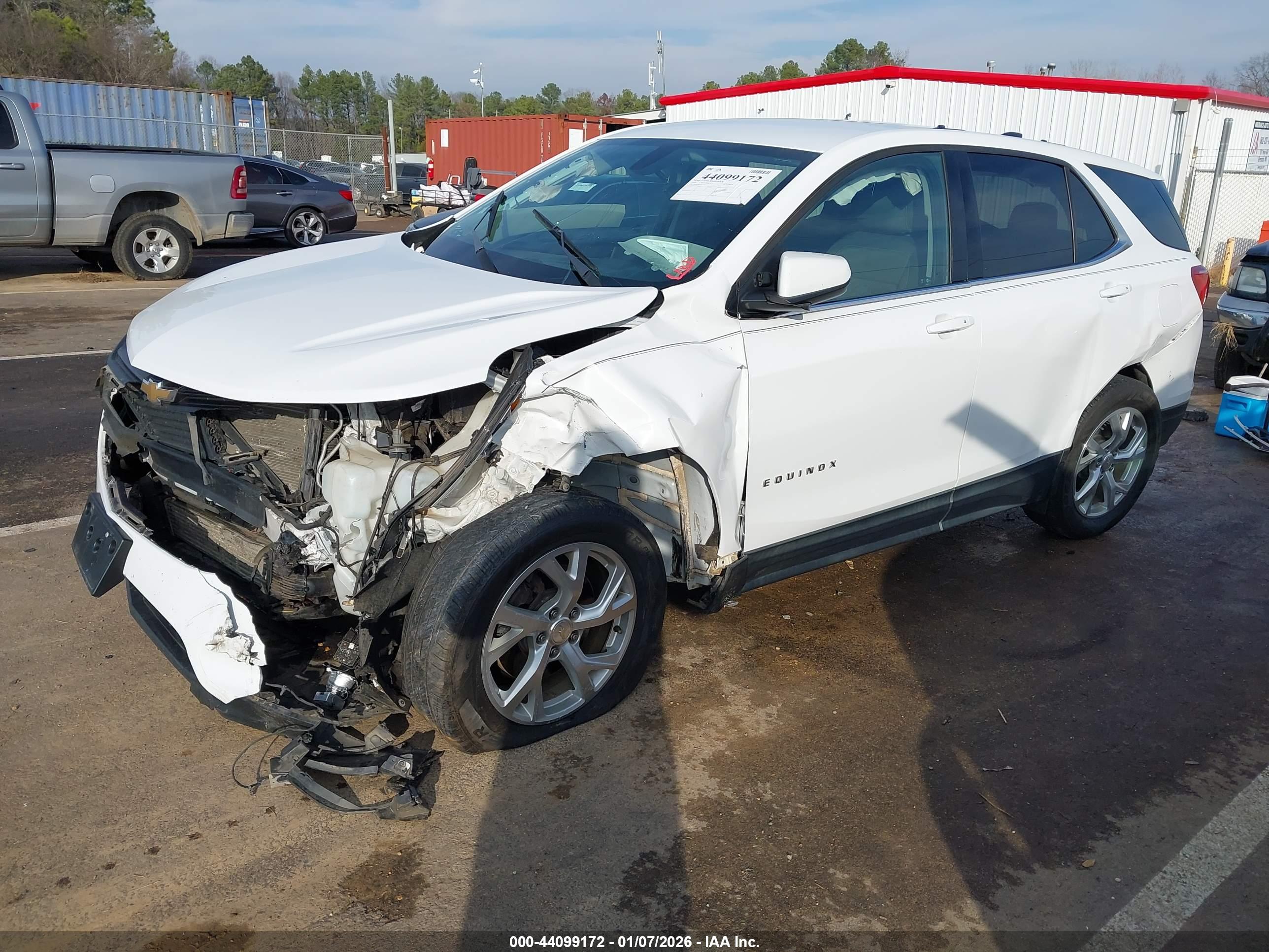 CHEVROLET EQUINOX image 2
