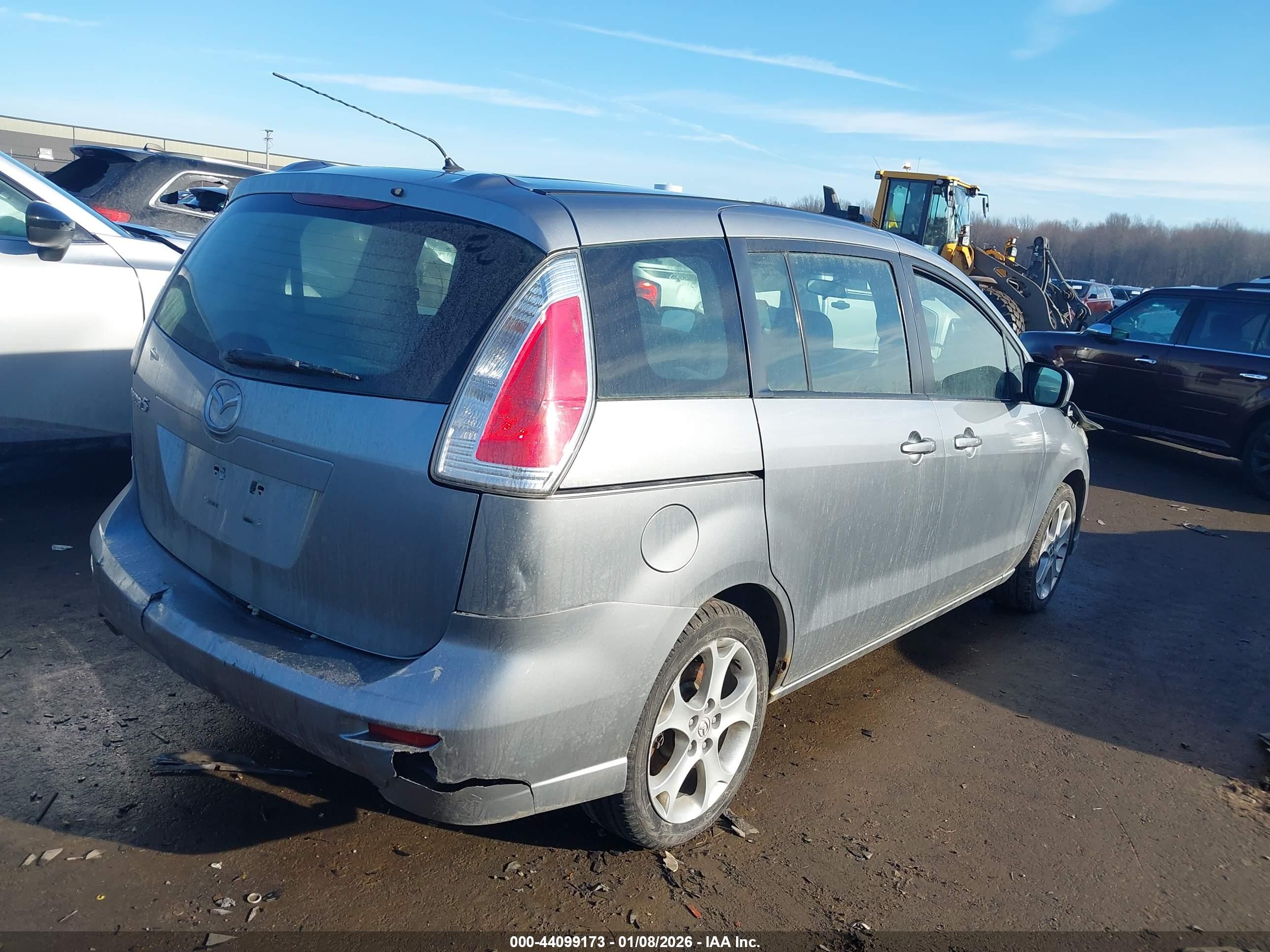 MAZDA MAZDA5 image 4
