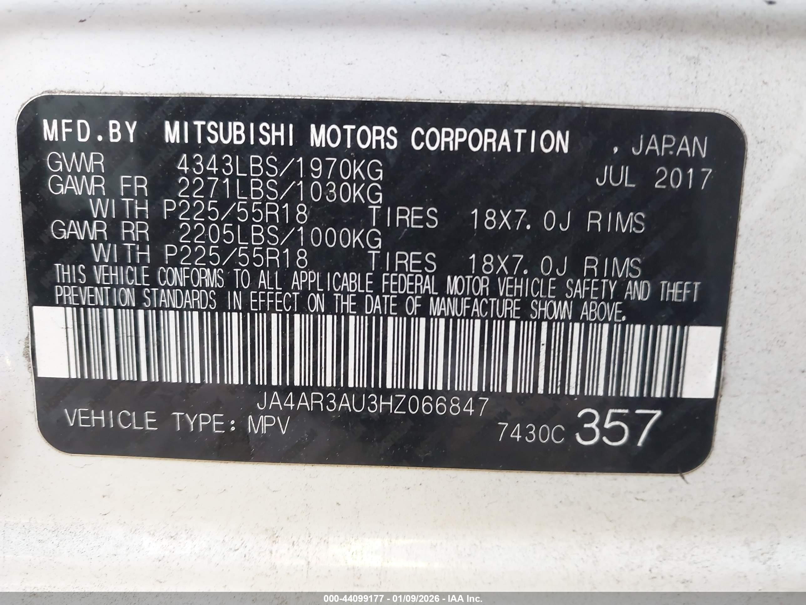 MITSUBISHI OUTLANDER image 9