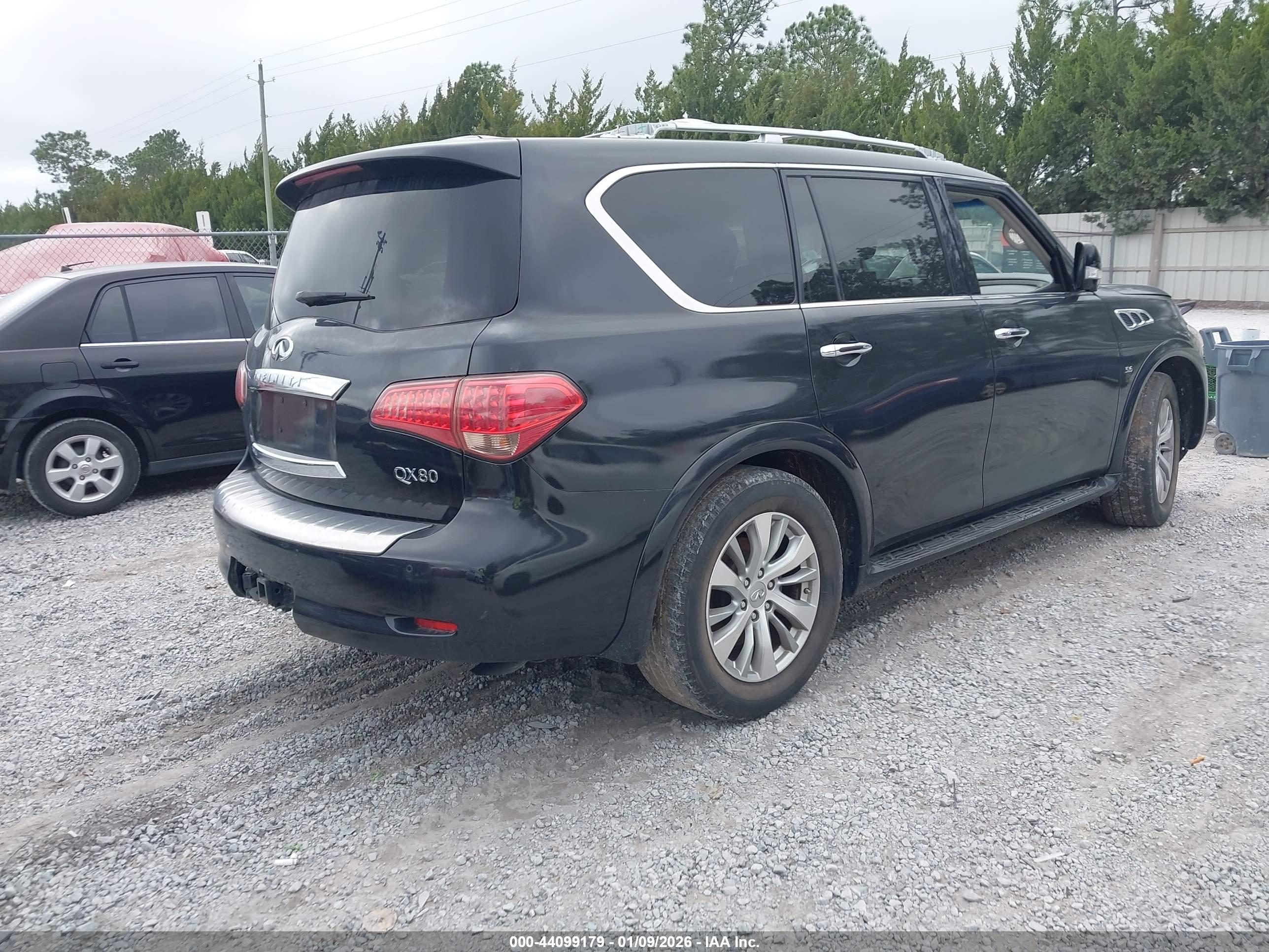 INFINITI QX80 image 4