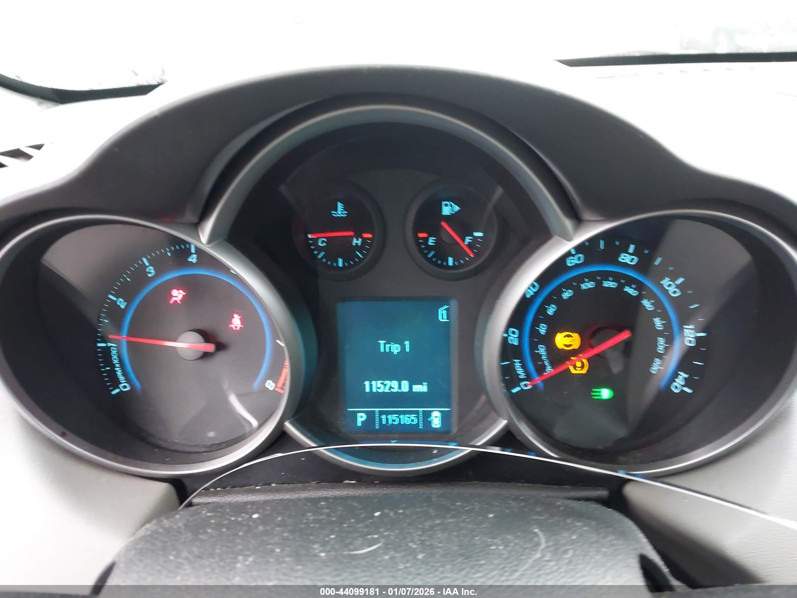 CHEVROLET CRUZE image 7