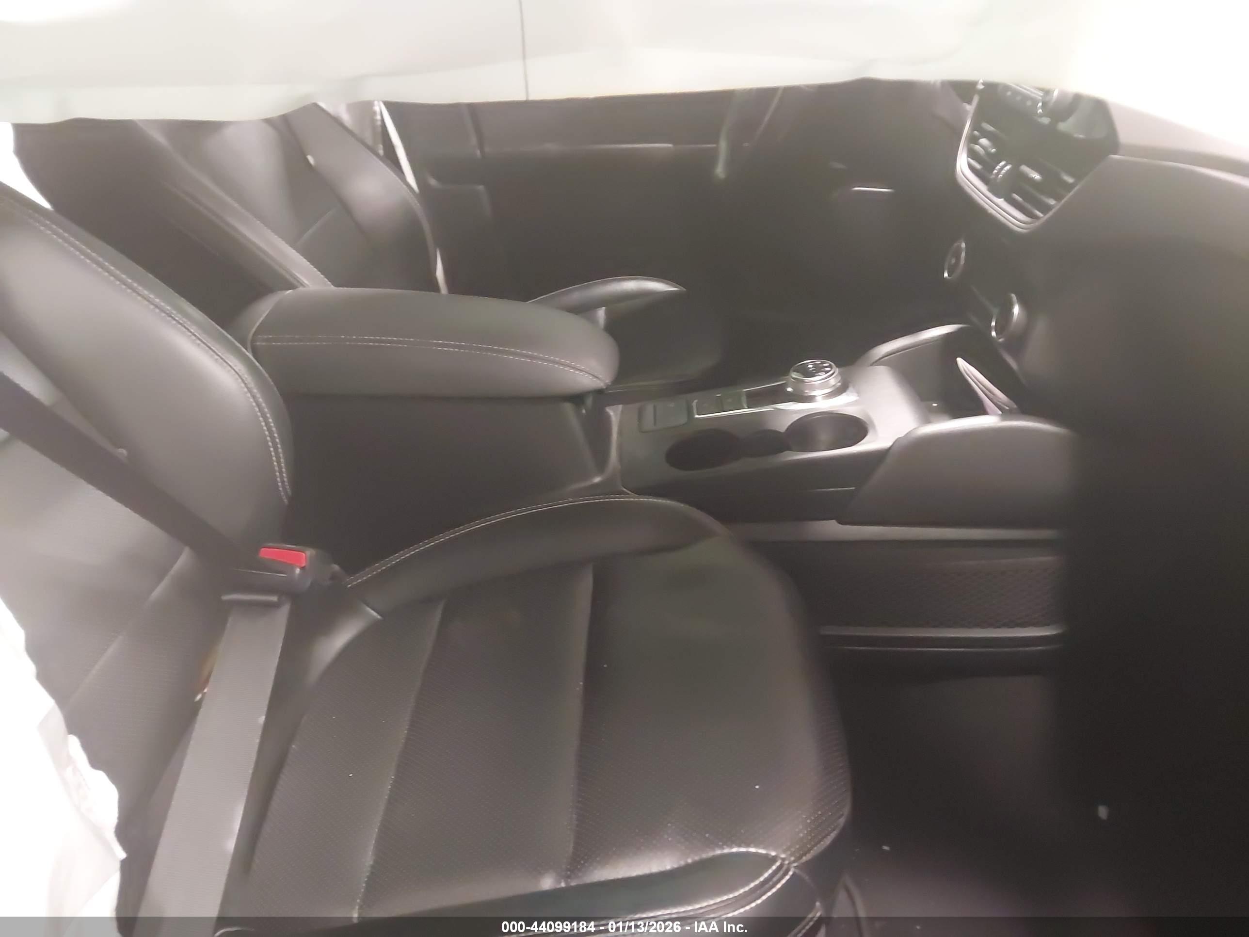FORD ESCAPE image 5