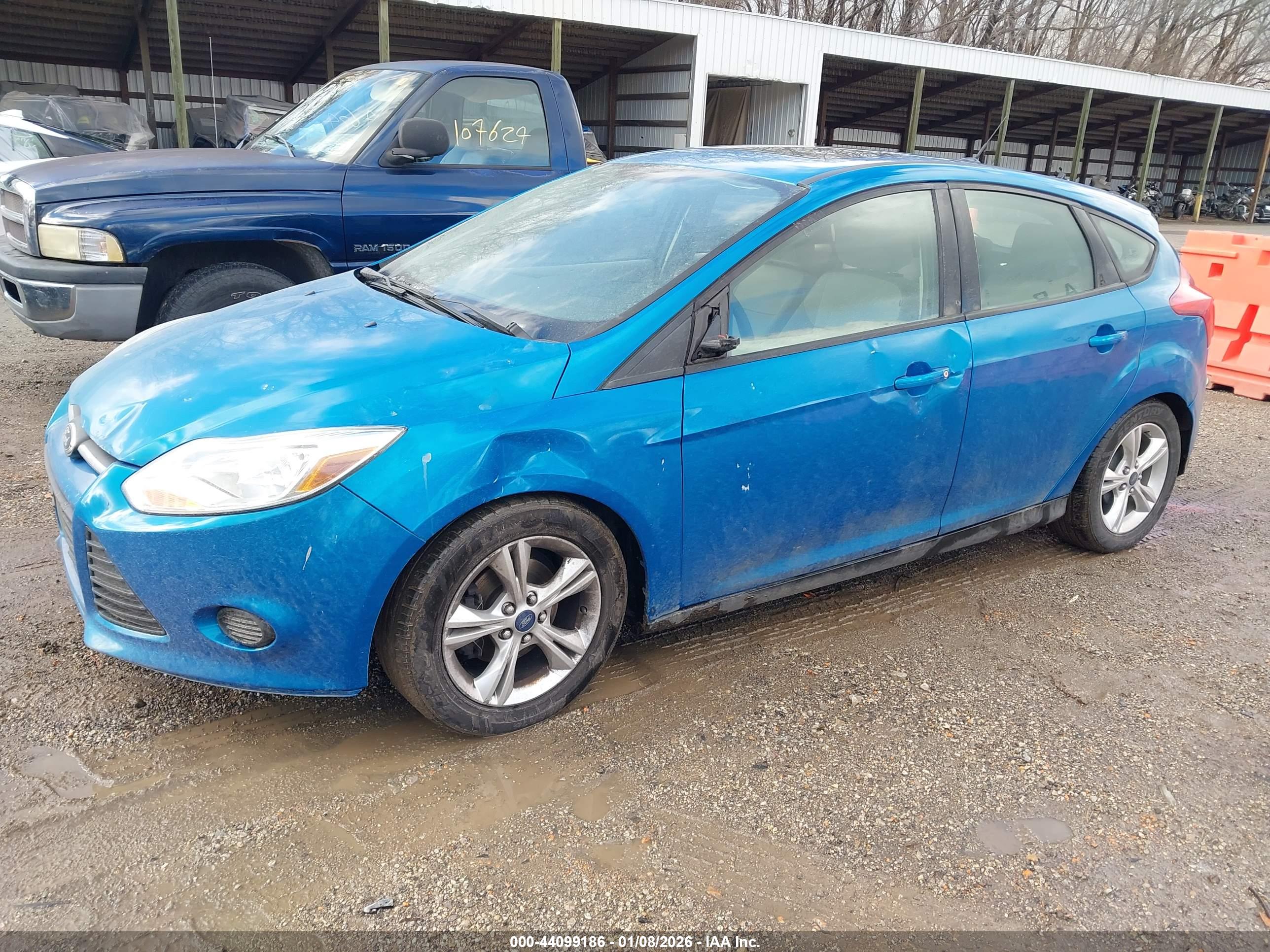 FORD FOCUS image 2