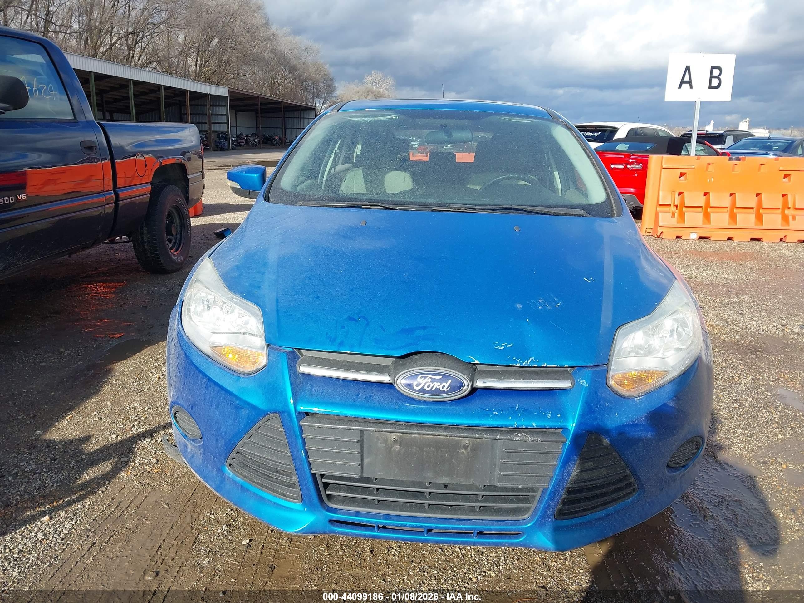 FORD FOCUS image 6