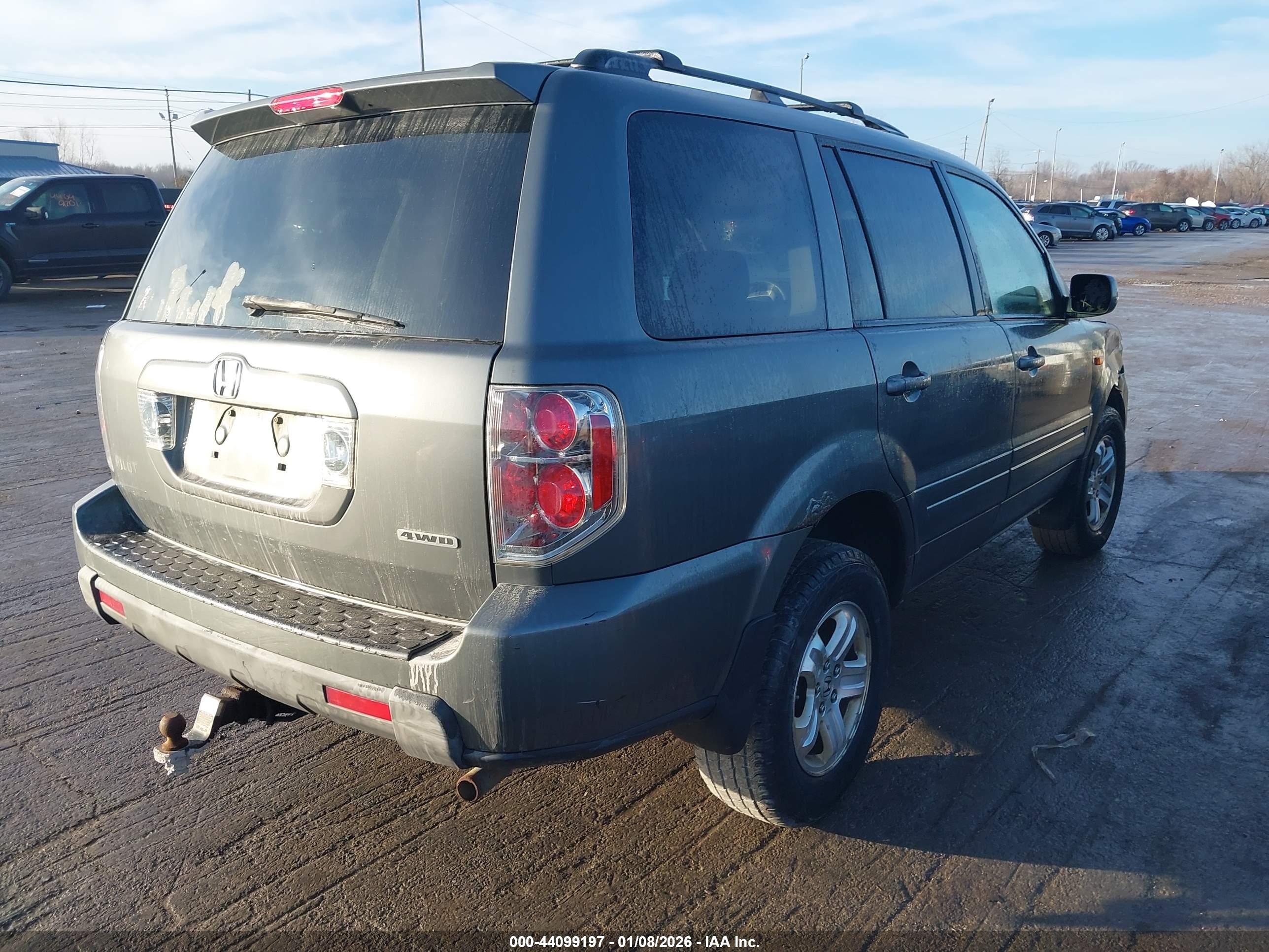 HONDA PILOT image 4