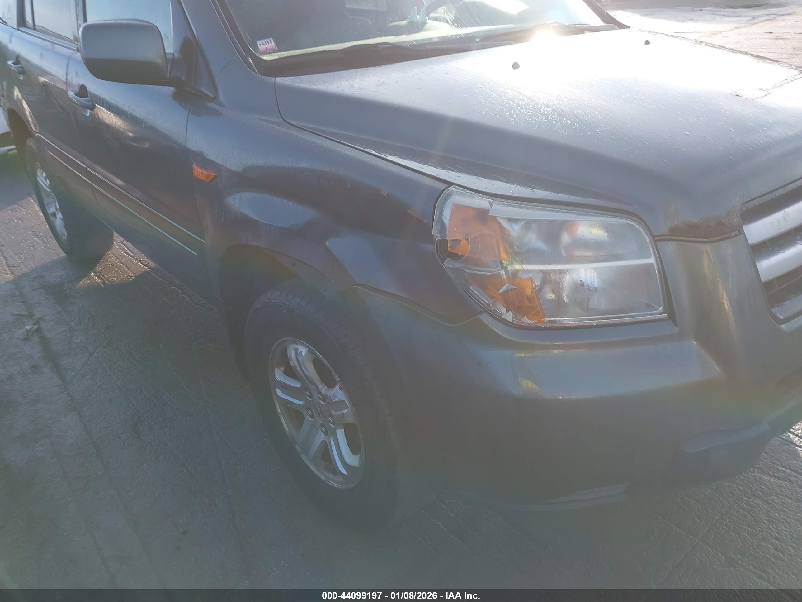 HONDA PILOT image 6