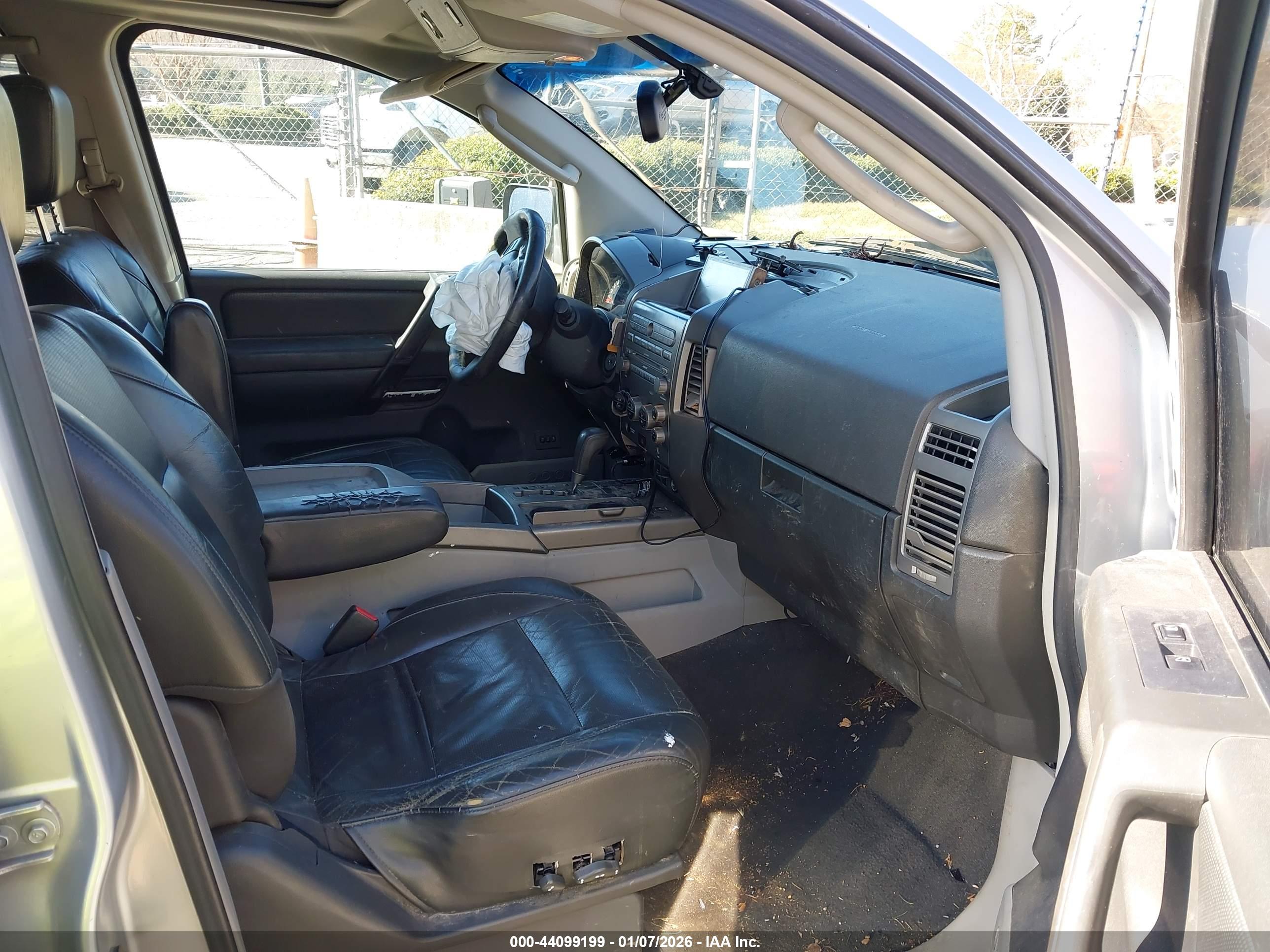NISSAN PATHFINDER image 5