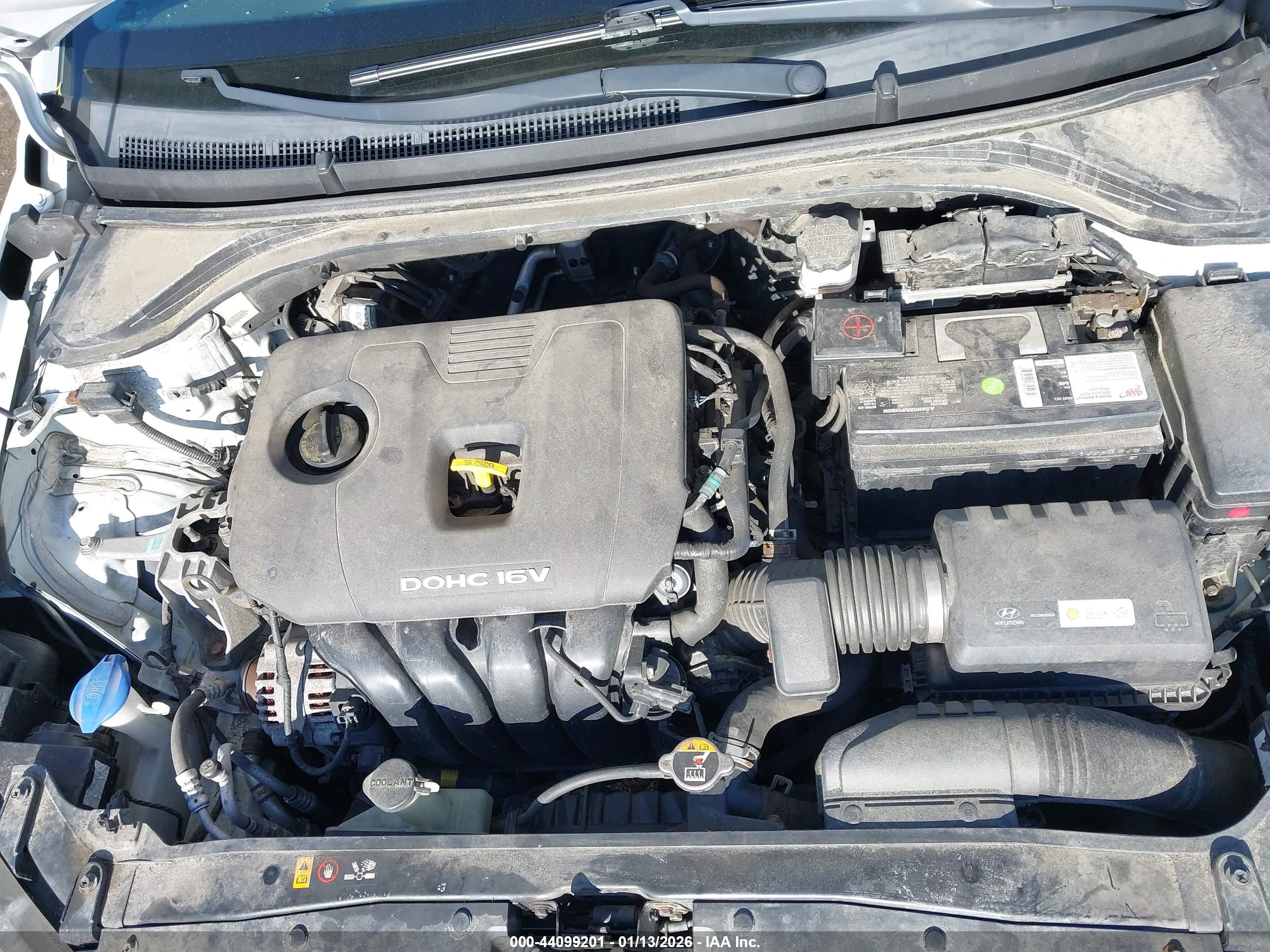 HYUNDAI ELANTRA image 10