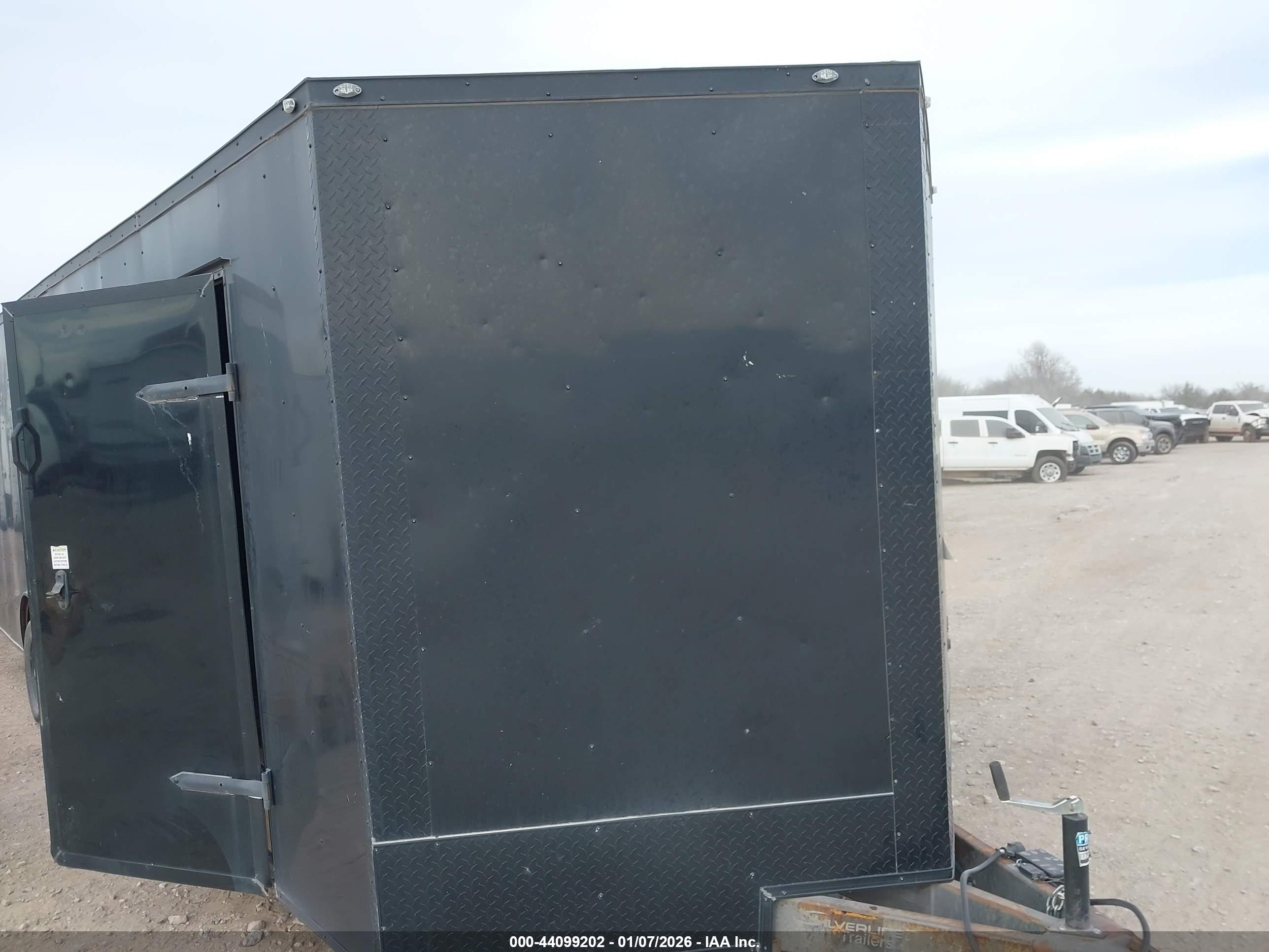 DEEP CARGO image 6