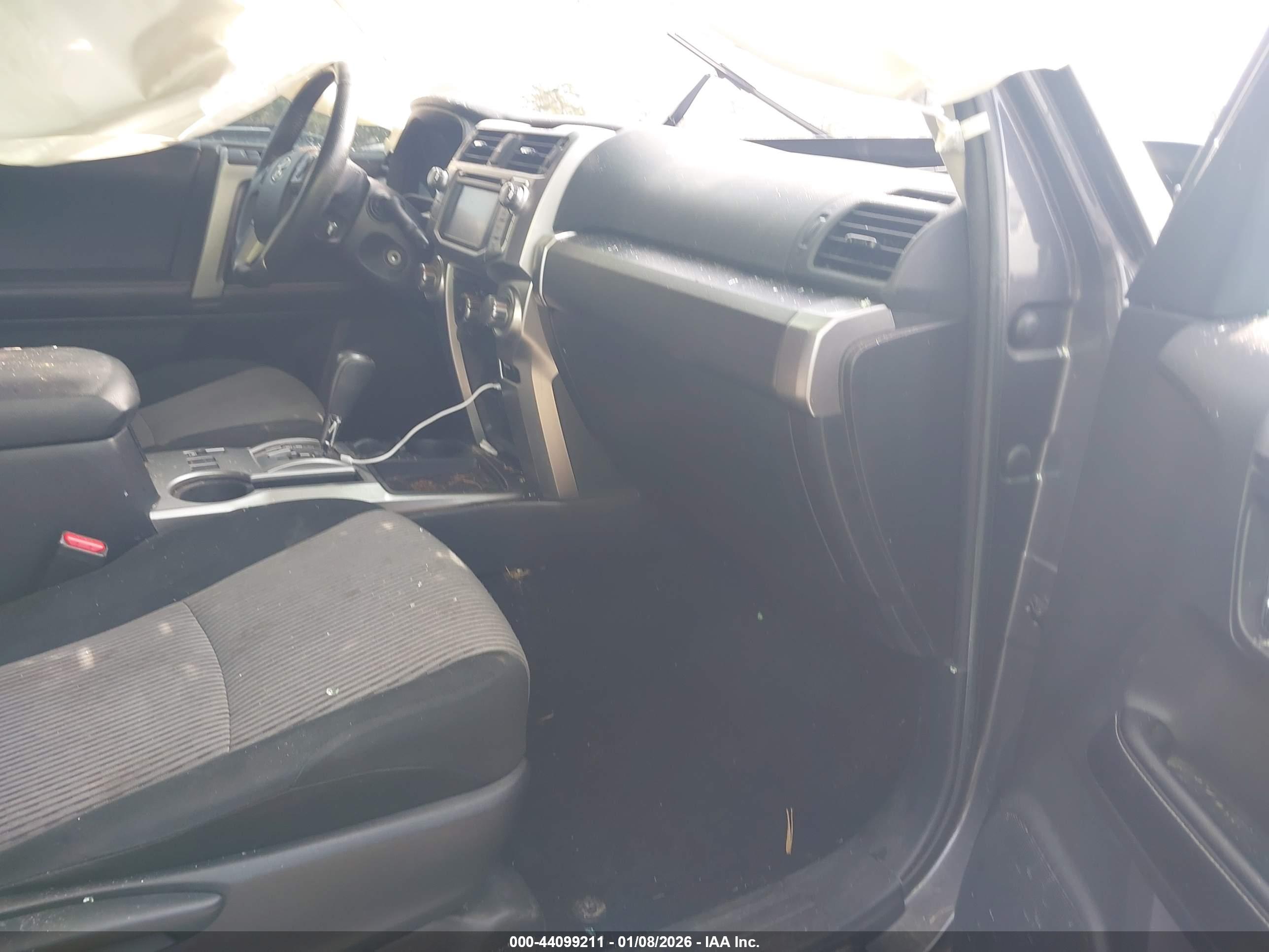 TOYOTA 4RUNNER image 5