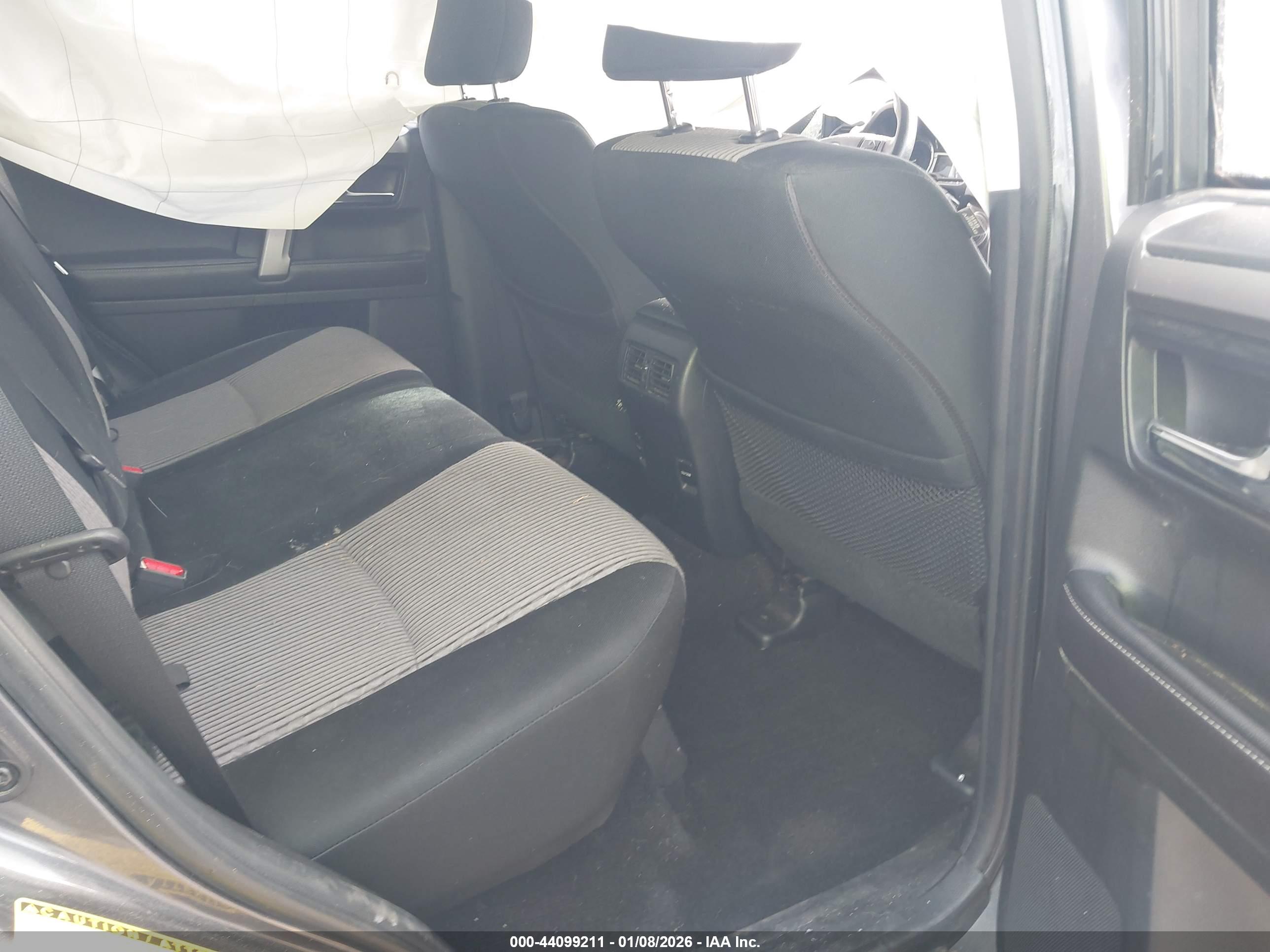 TOYOTA 4RUNNER image 8