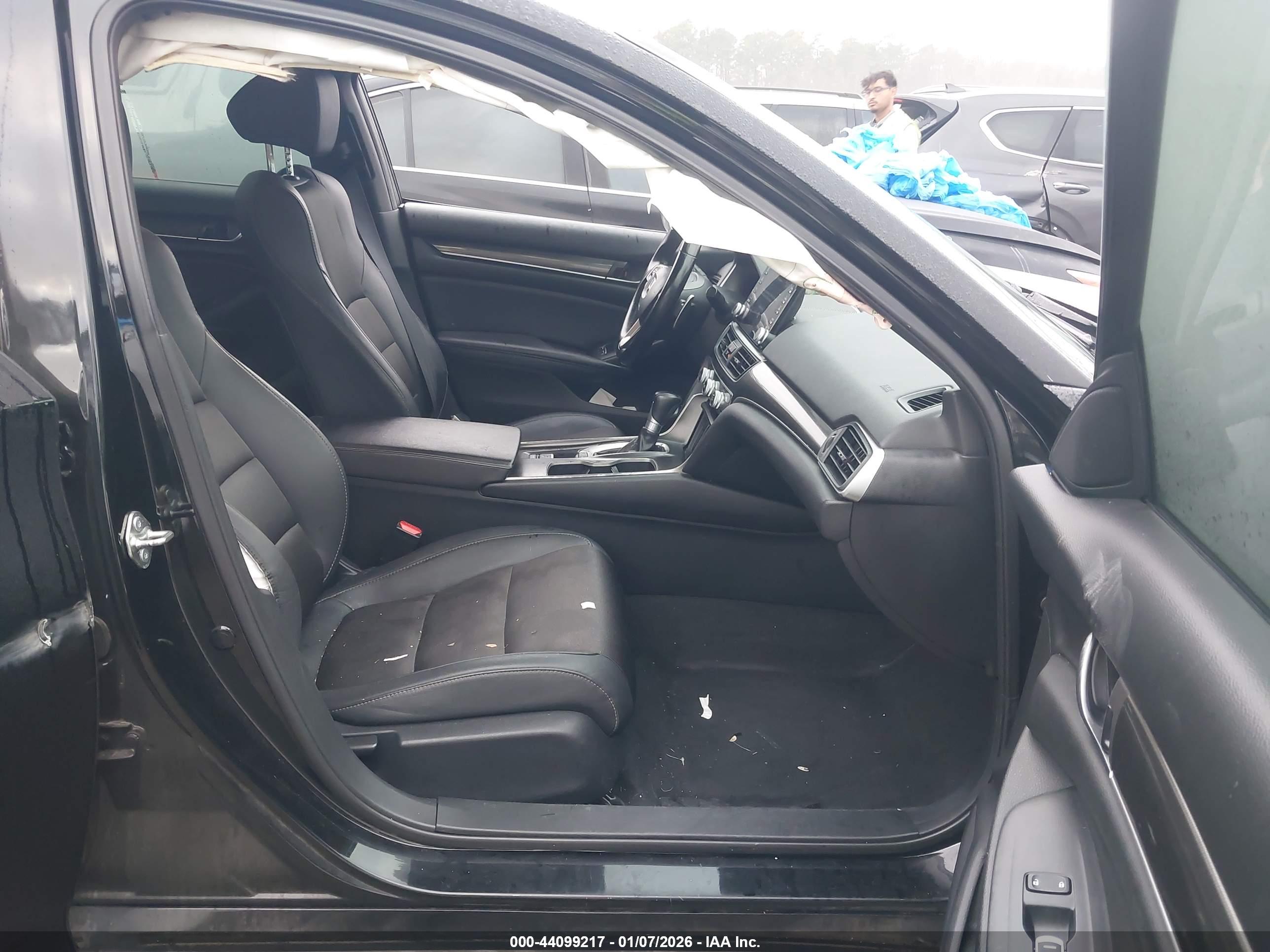 HONDA ACCORD image 5