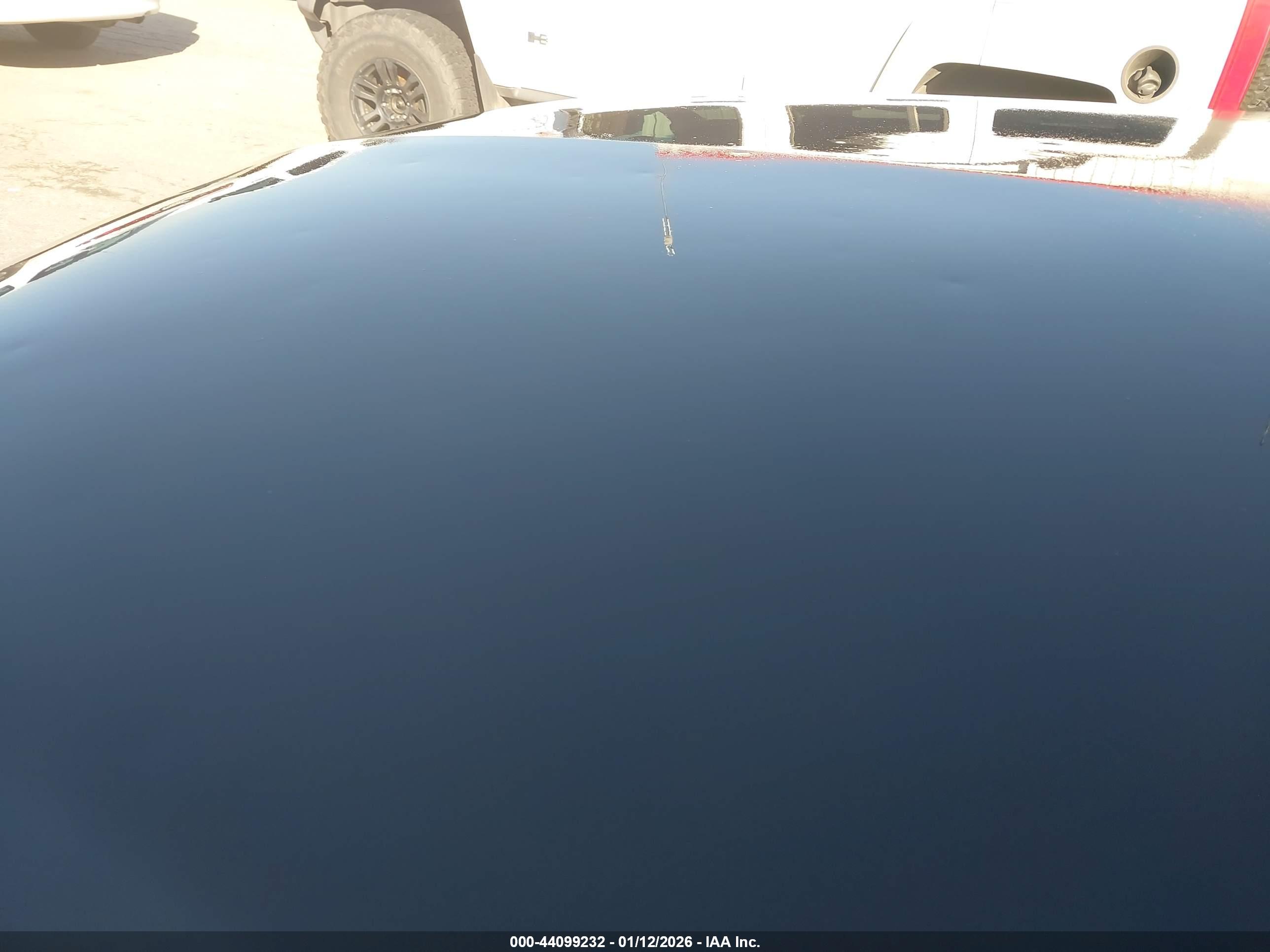 CHEVROLET TAHOE image 6