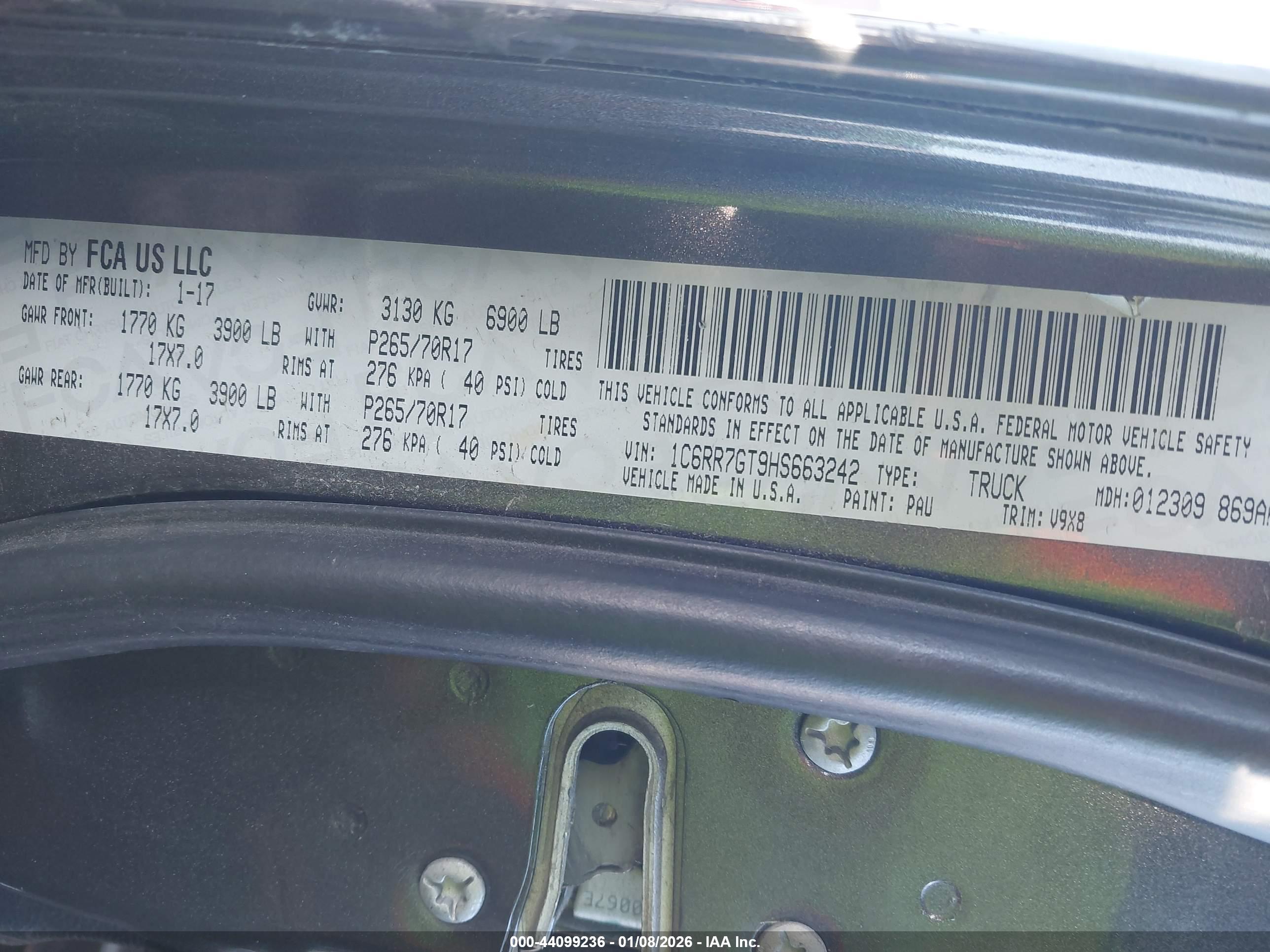 RAM 1500 image 9