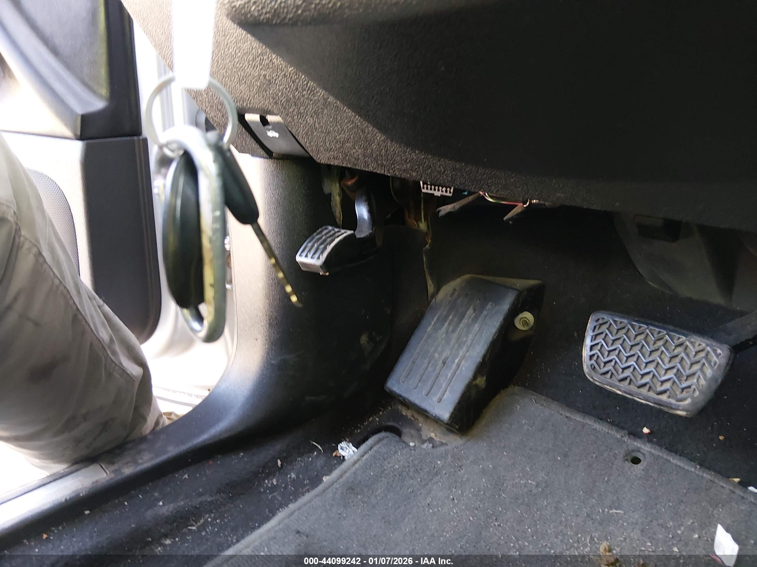 CHEVROLET TRAVERSE image 11