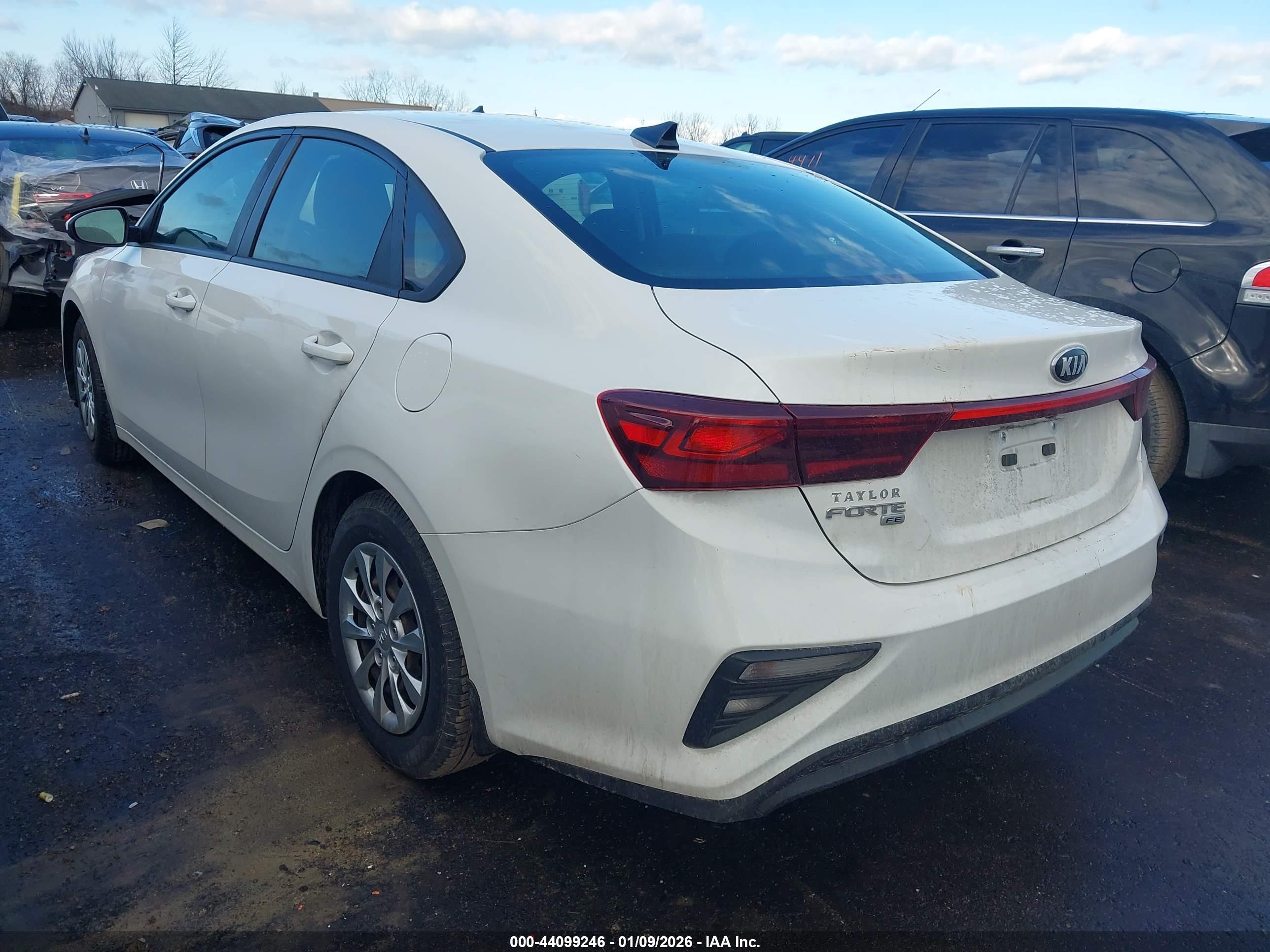 KIA FORTE image 3