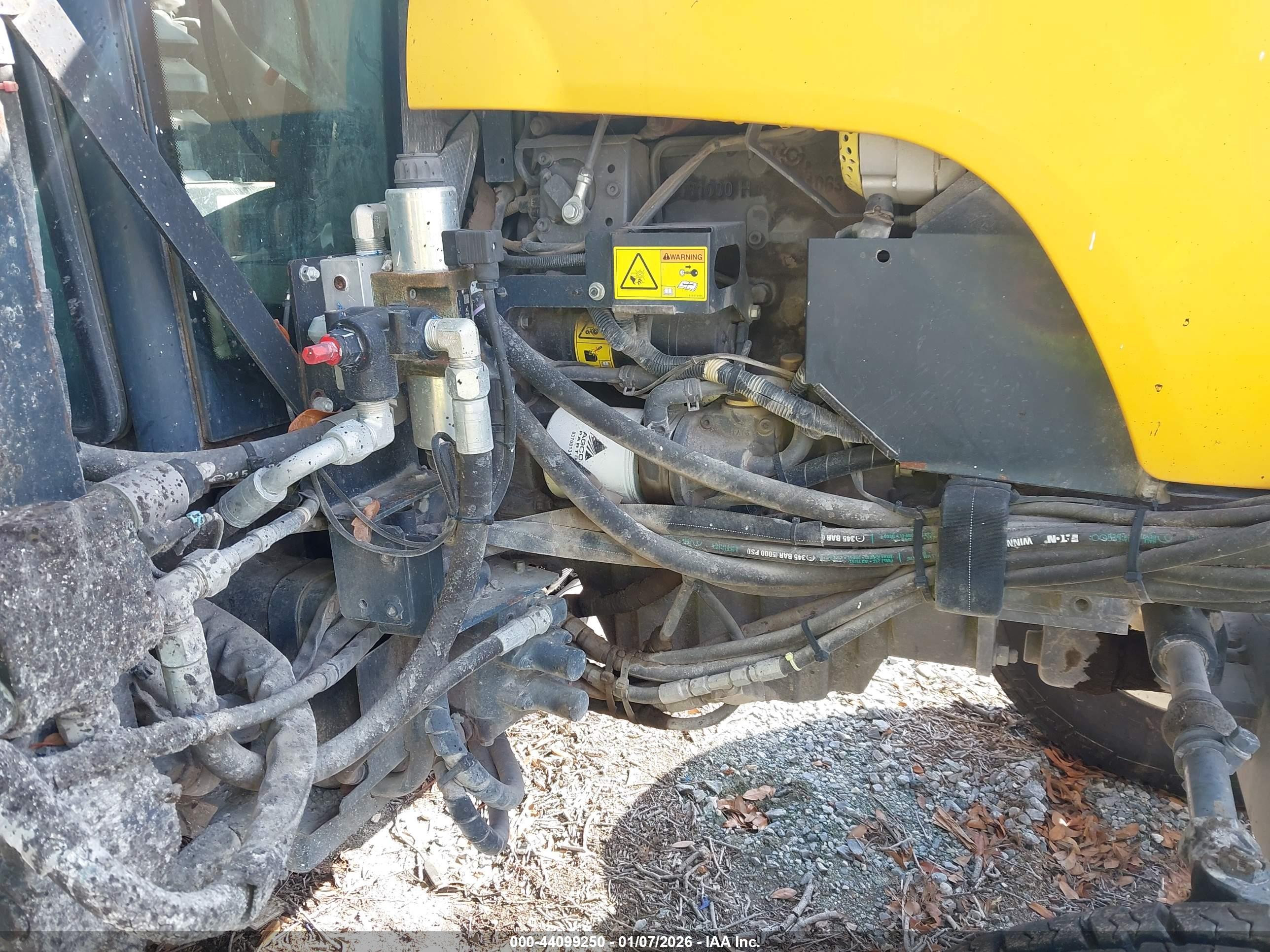 MASSEY FERGUSON image 10