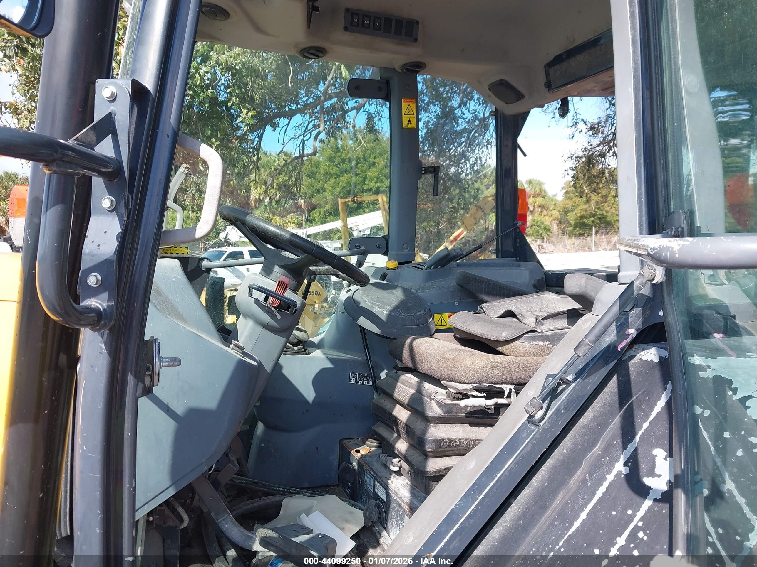 MASSEY FERGUSON image 5