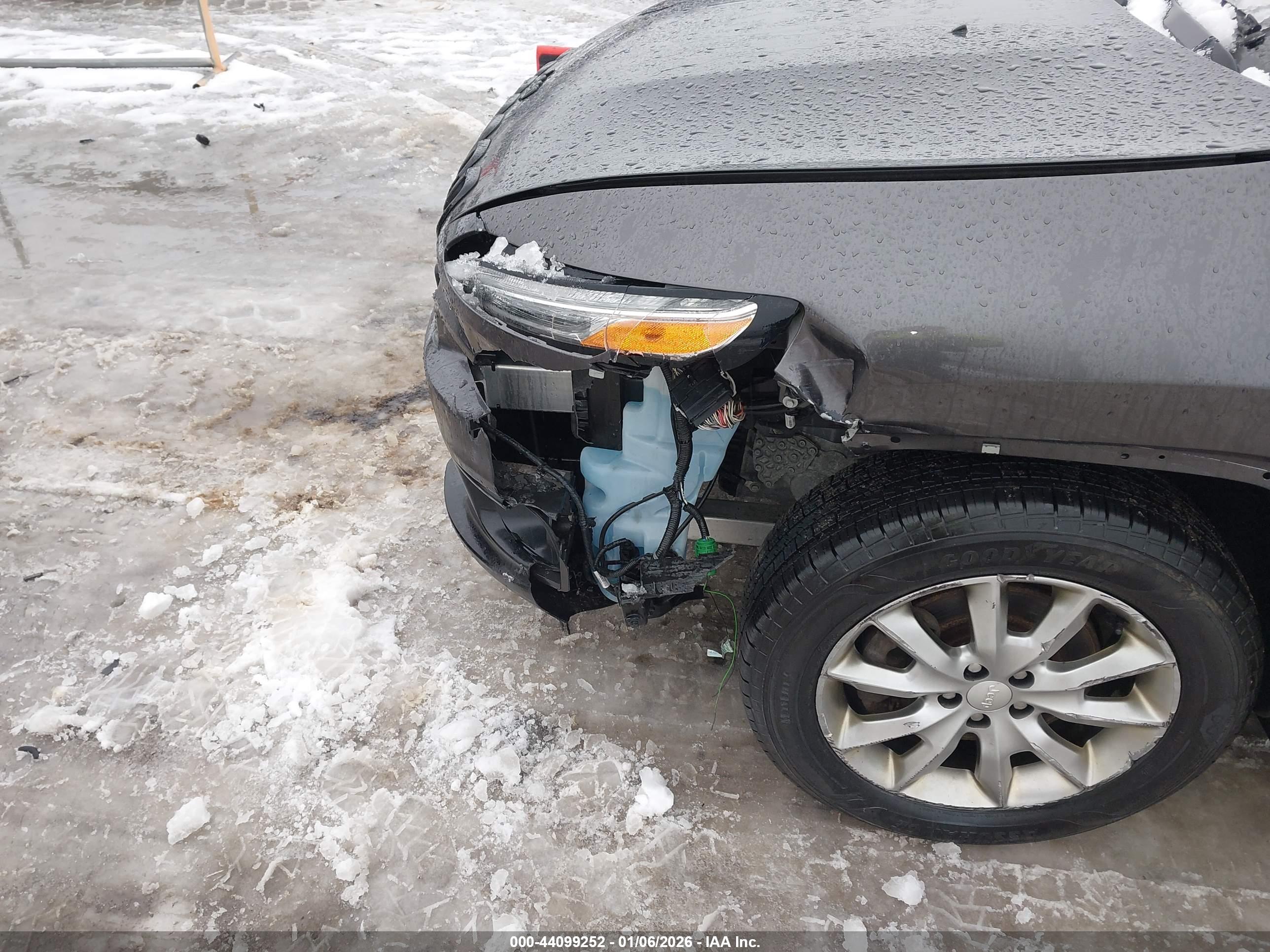 JEEP CHEROKEE image 6