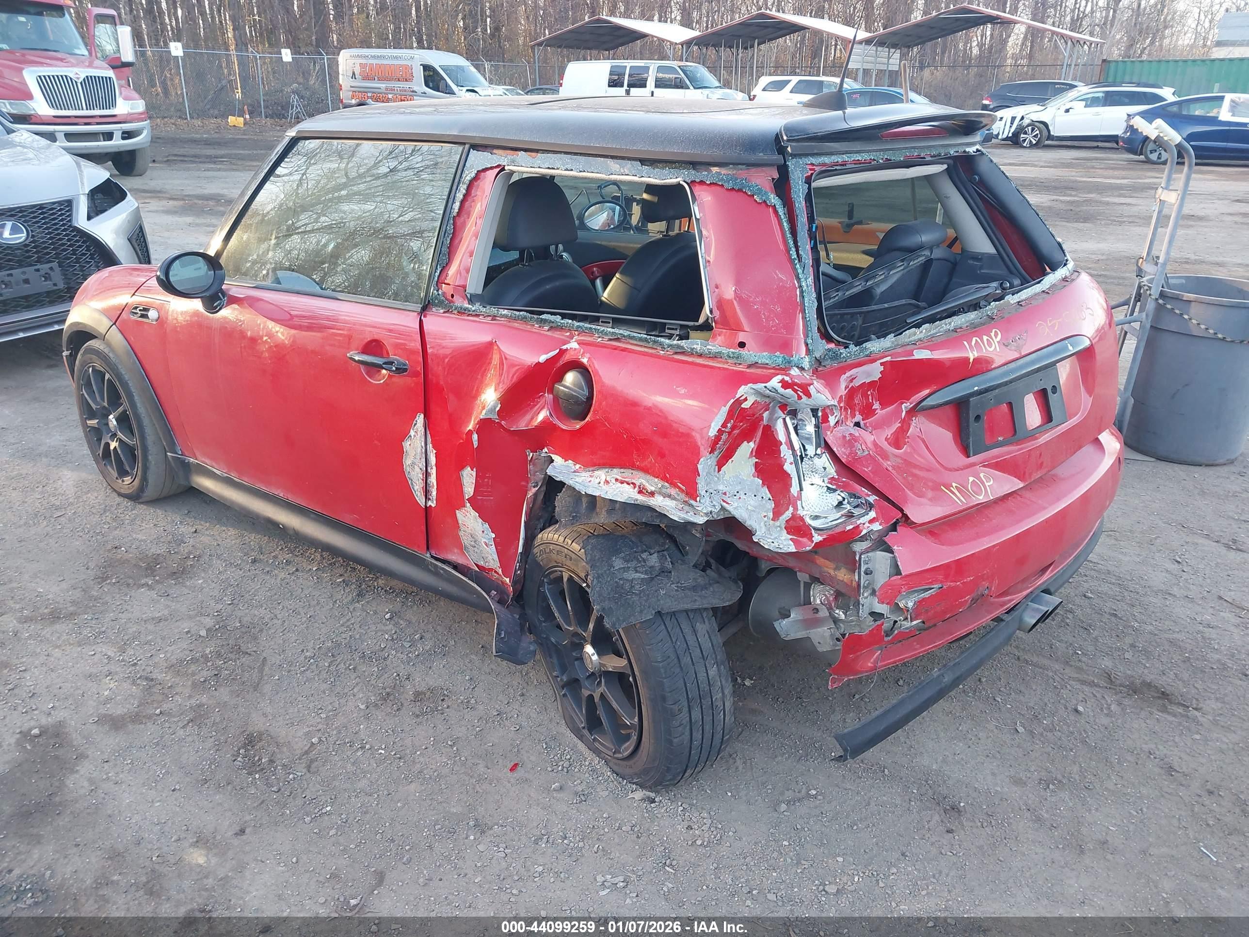 MINI COOPER image 3