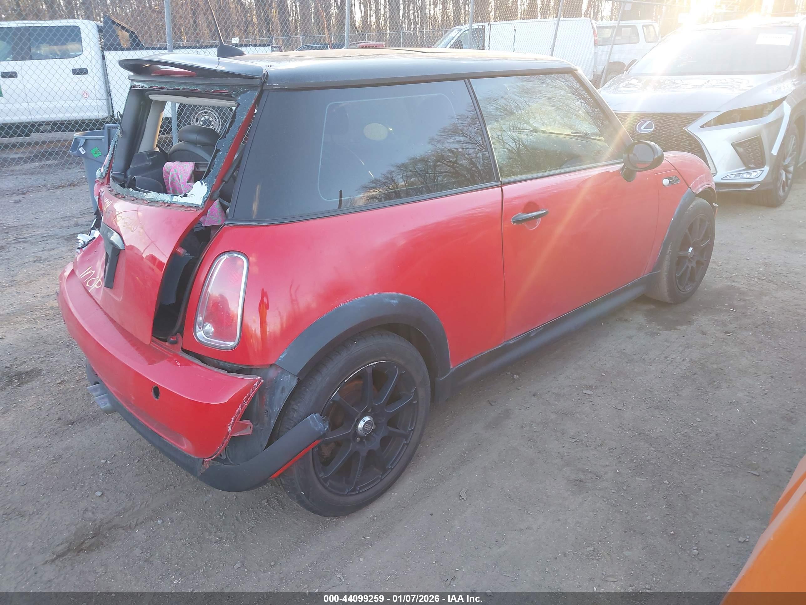 MINI COOPER image 4