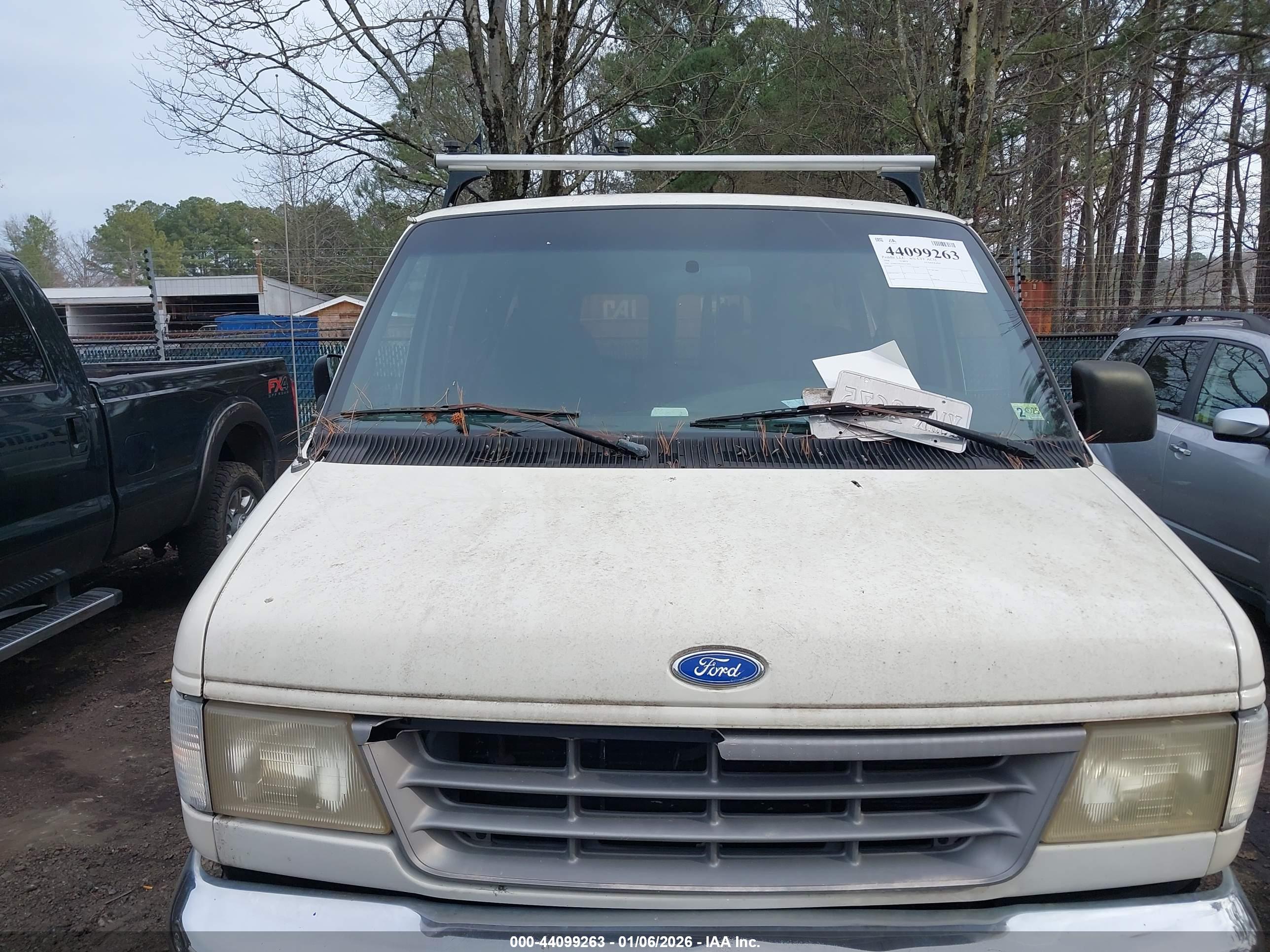 FORD ECONOLINE image 6