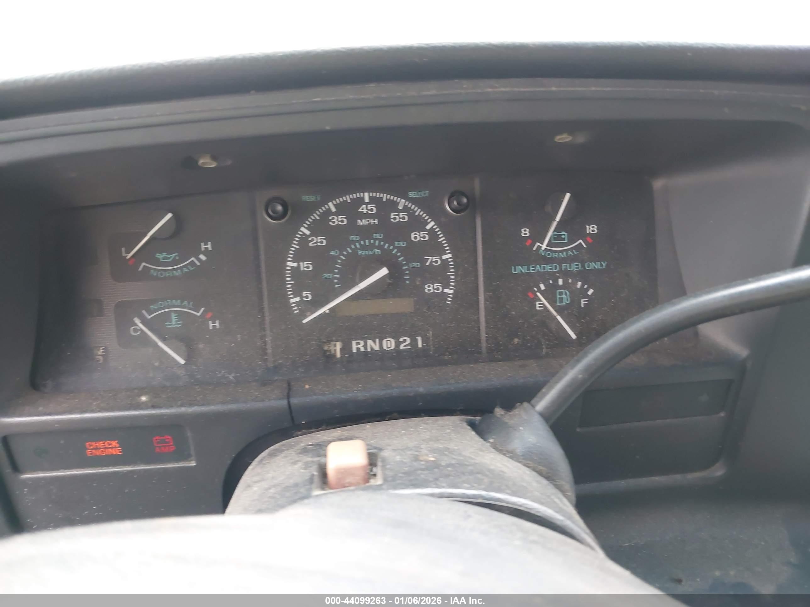 FORD ECONOLINE image 7