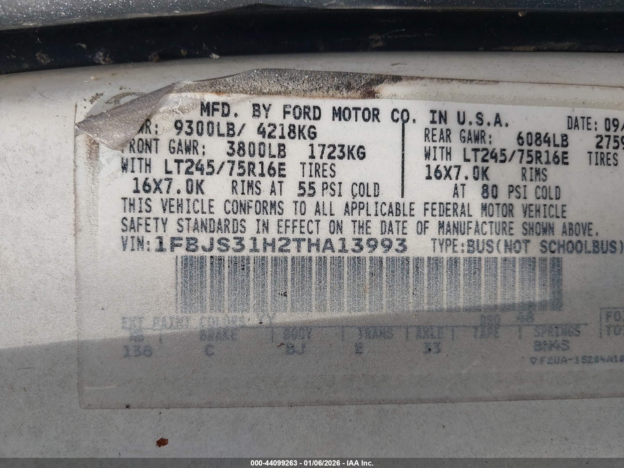 FORD ECONOLINE image 9