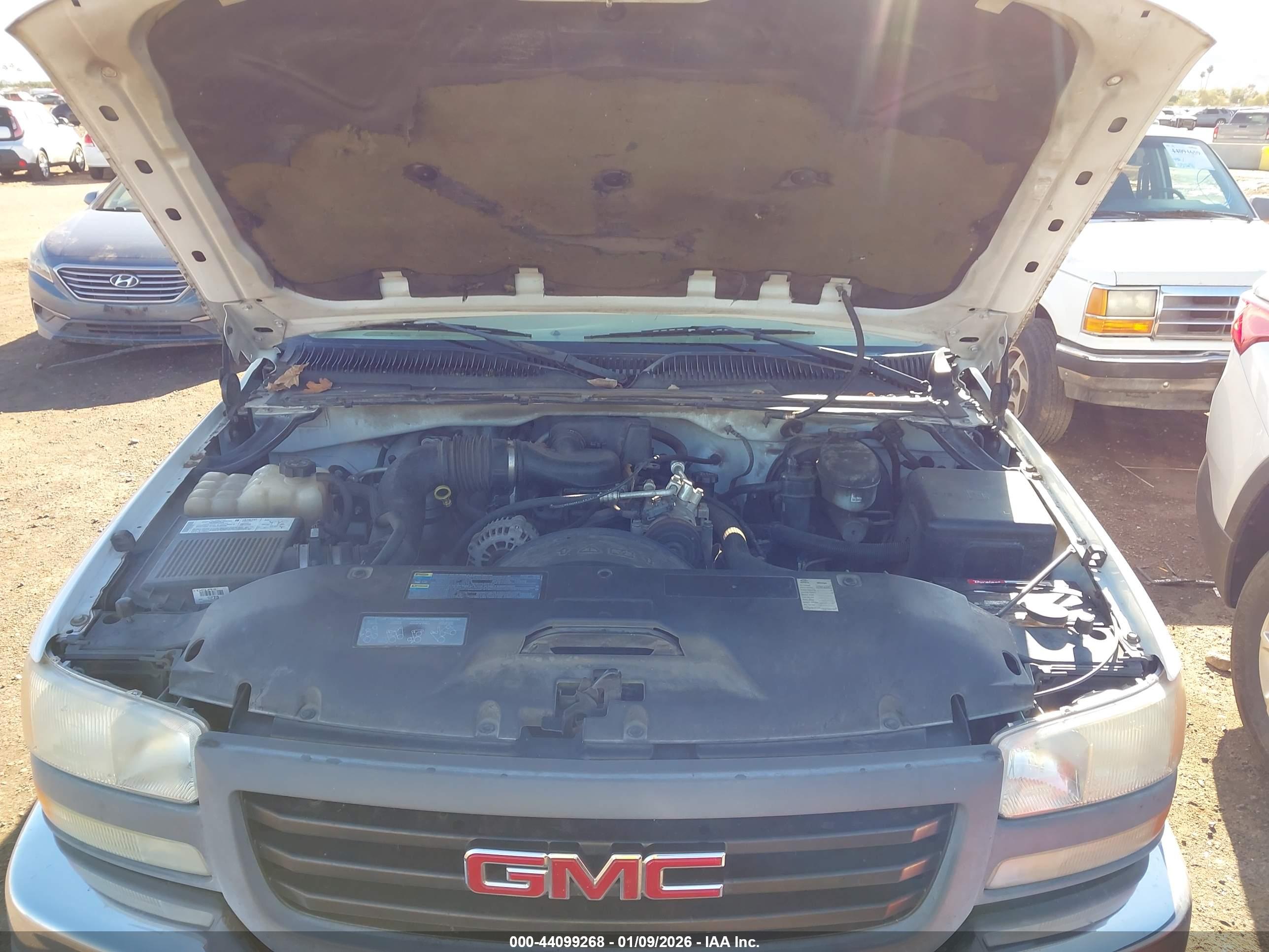 GMC SIERRA image 10