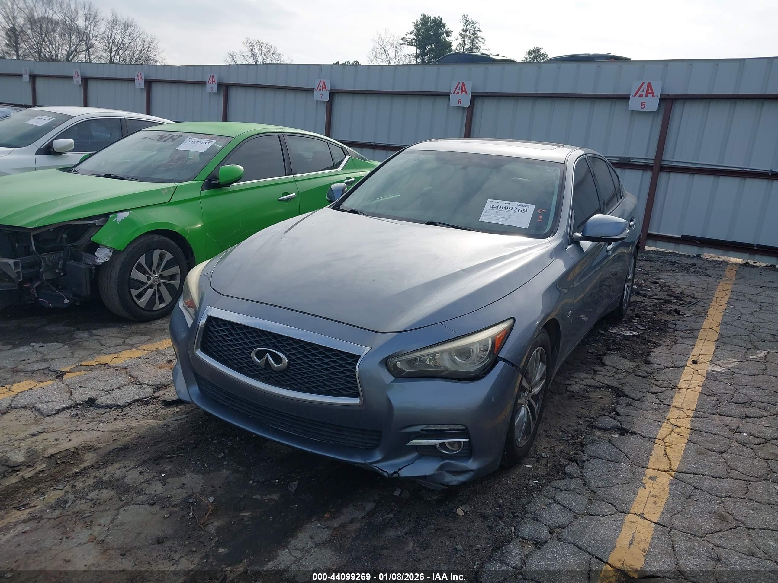 INFINITI Q50 image 2