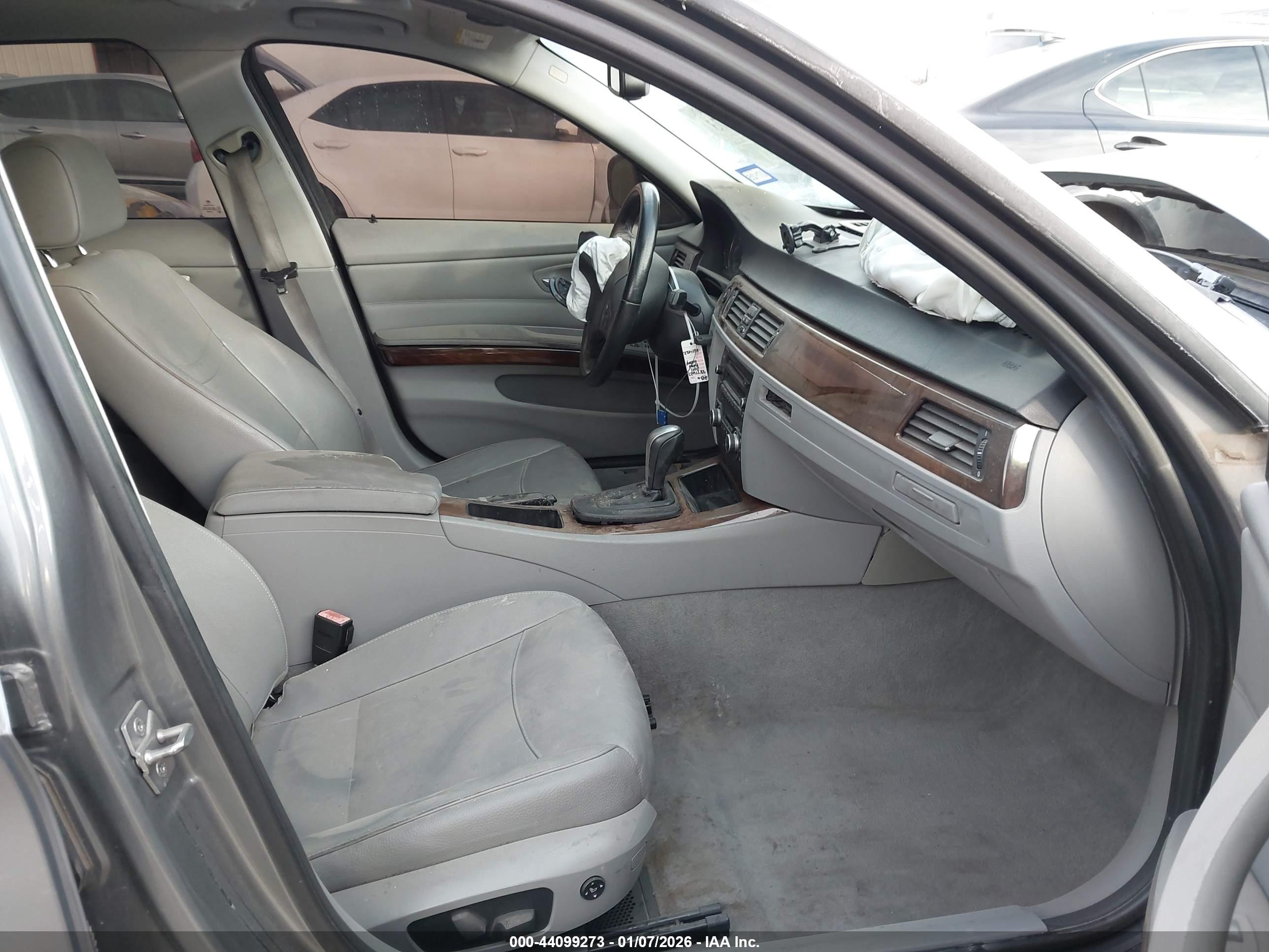 BMW 328I image 5