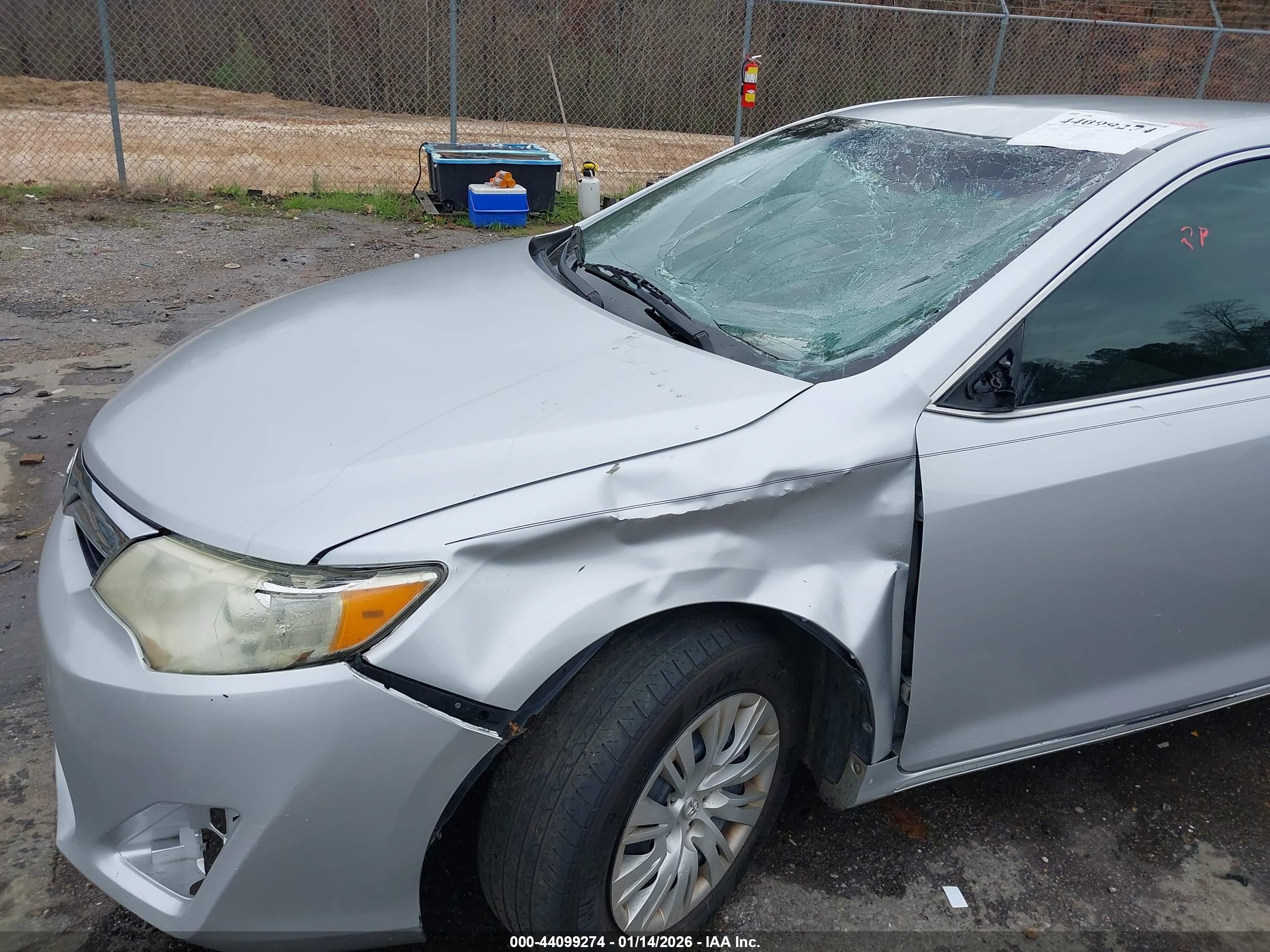TOYOTA CAMRY image 6