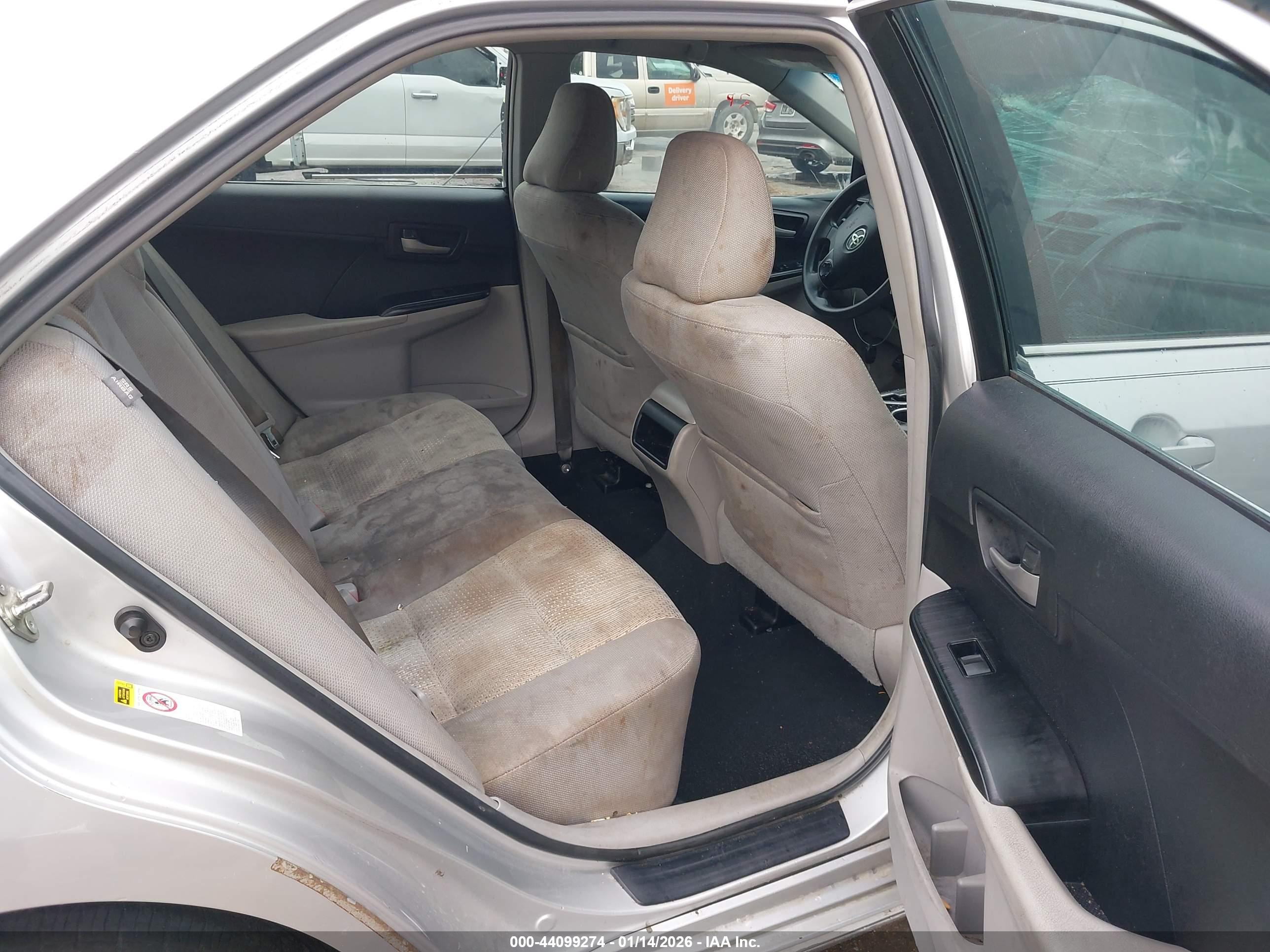 TOYOTA CAMRY image 8