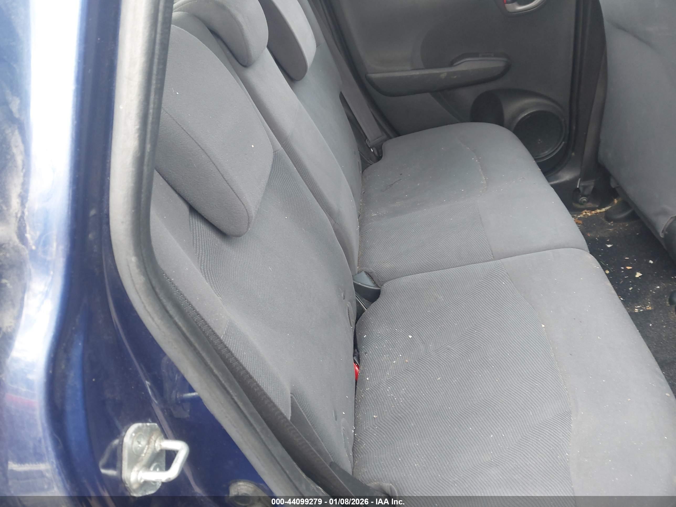 HONDA FIT image 8