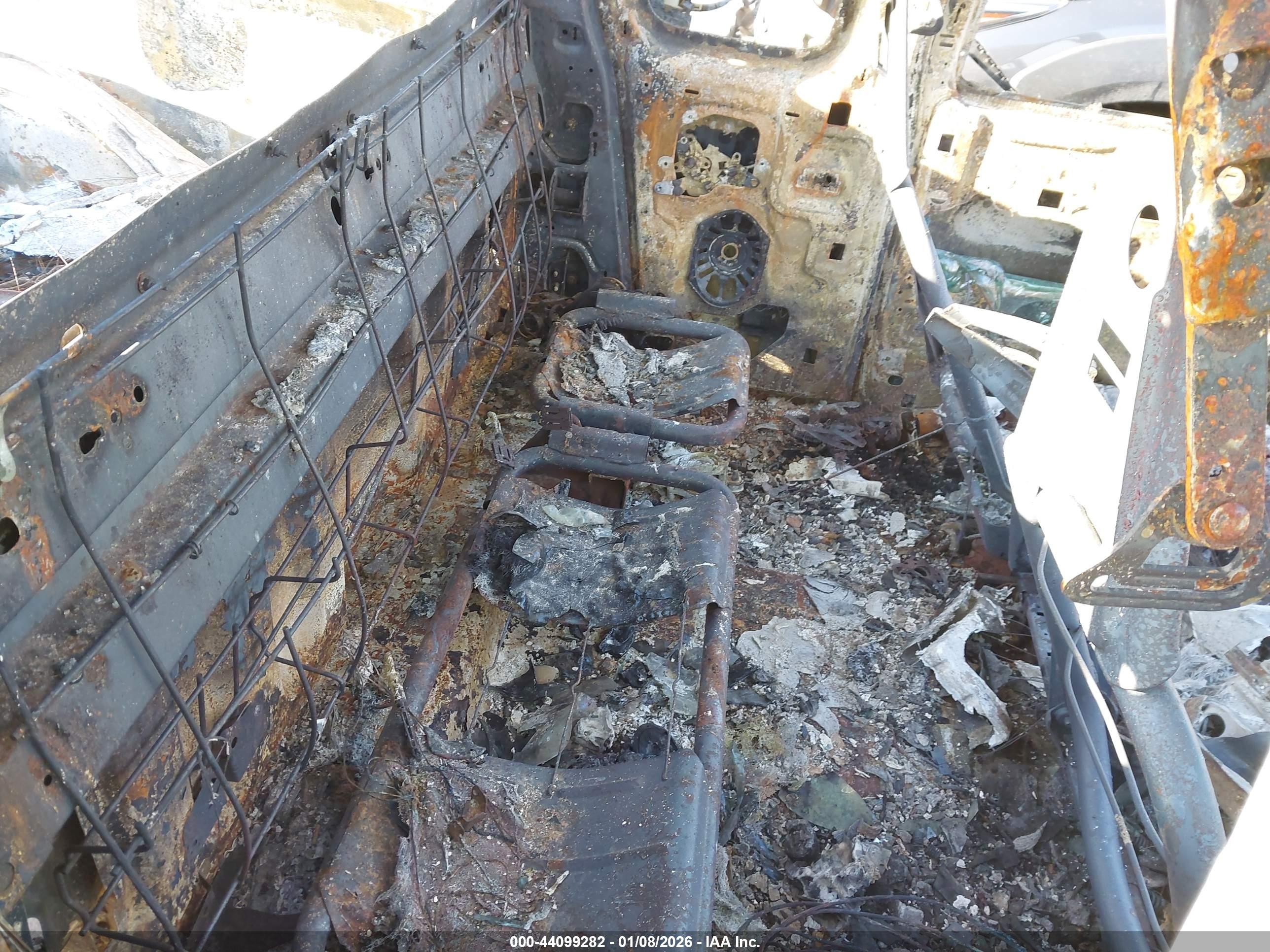 FORD F-150 image 8