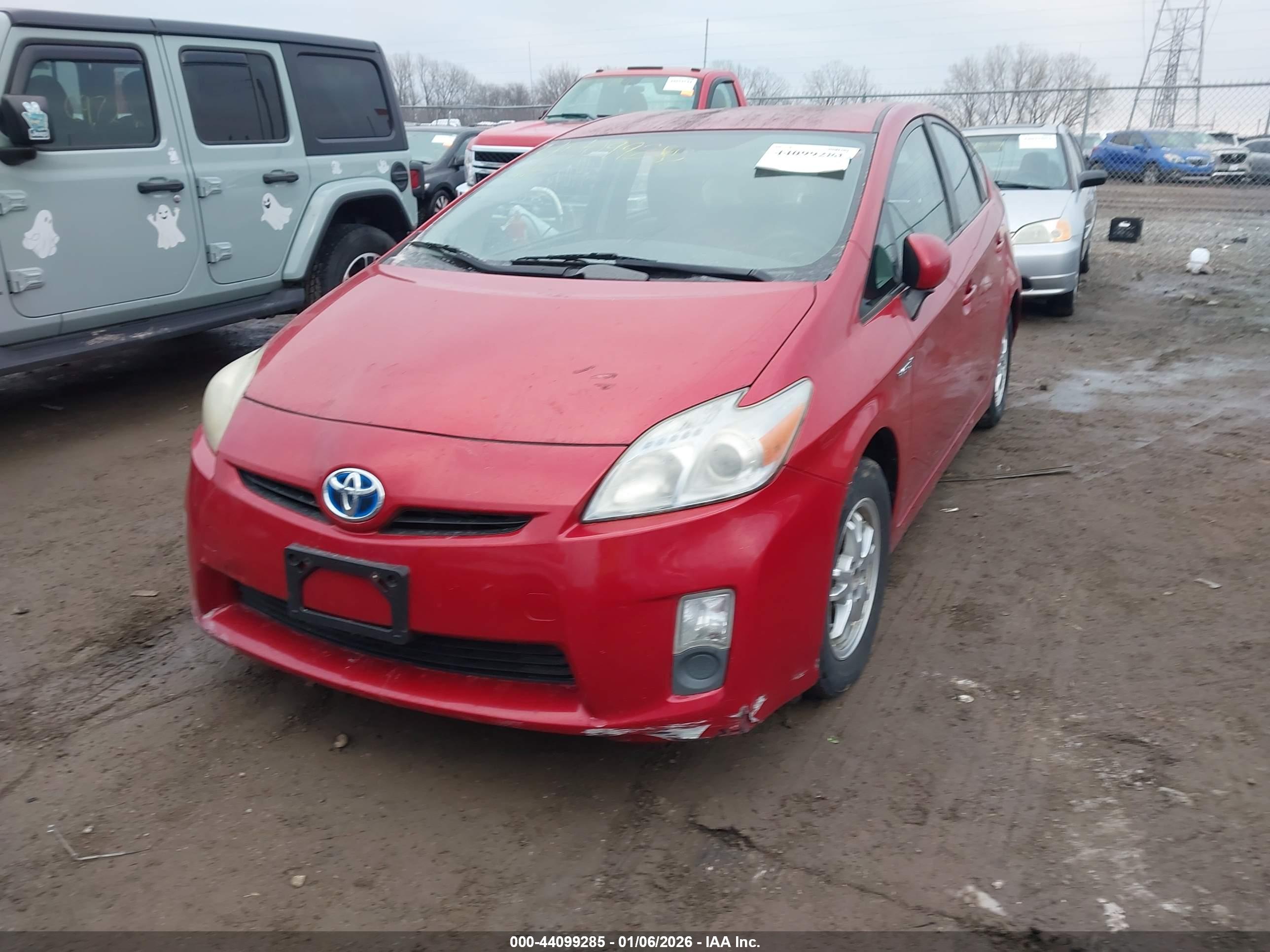 TOYOTA PRIUS image 2