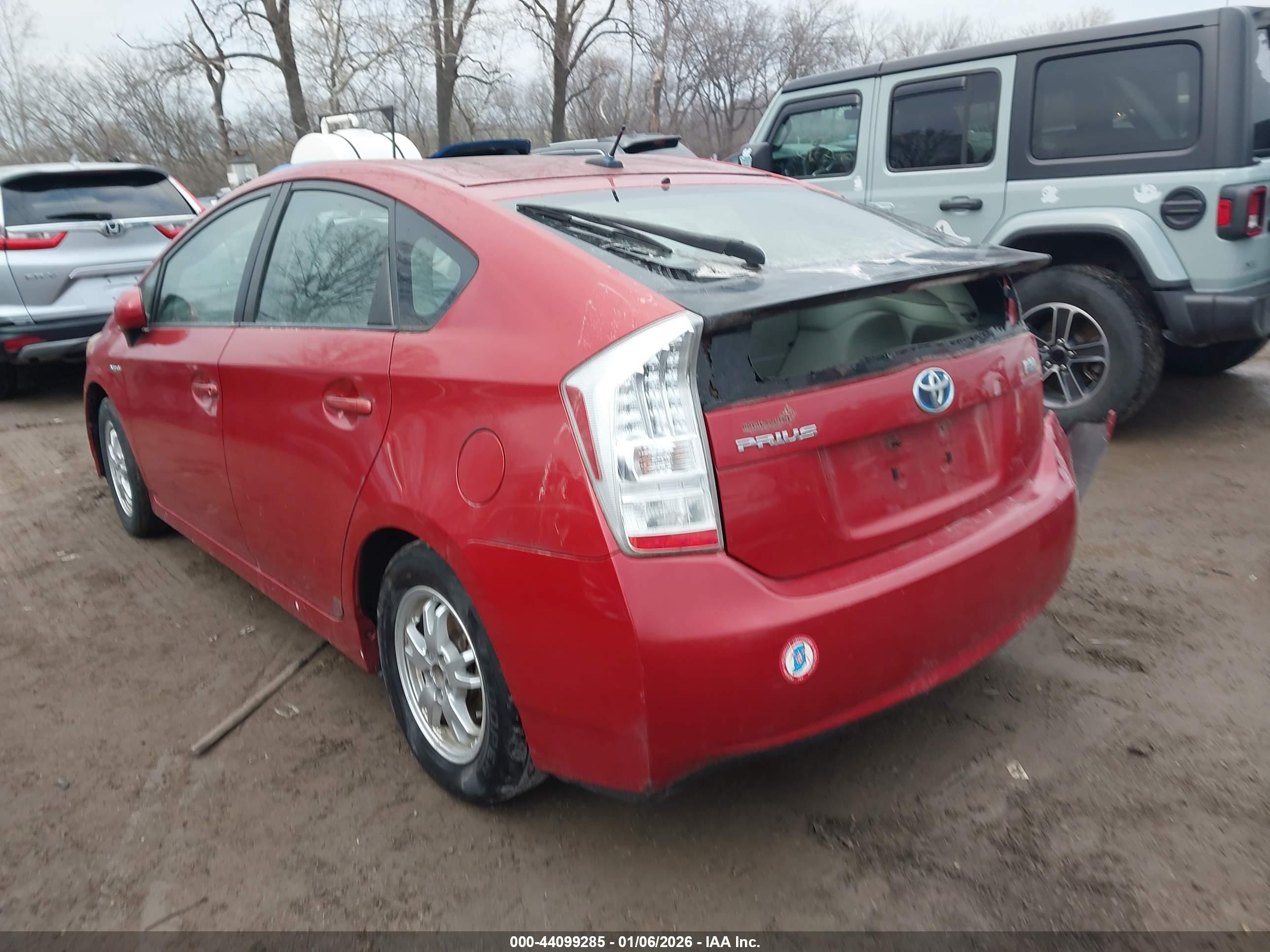 TOYOTA PRIUS image 3