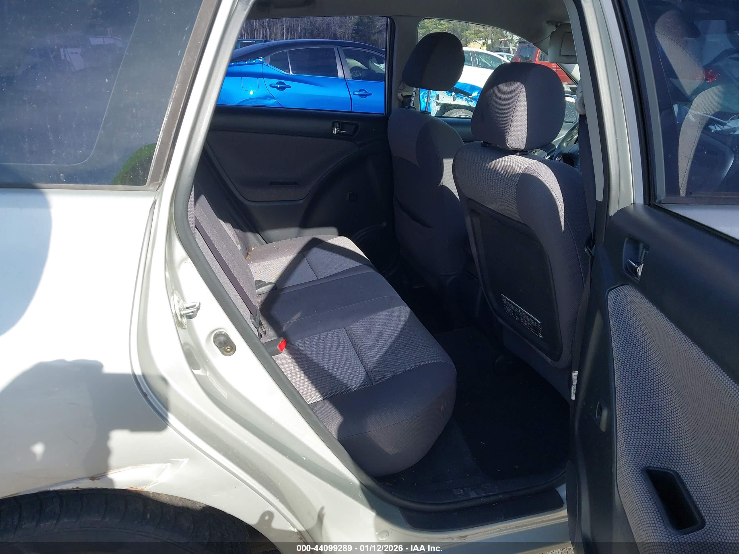 TOYOTA MATRIX image 8