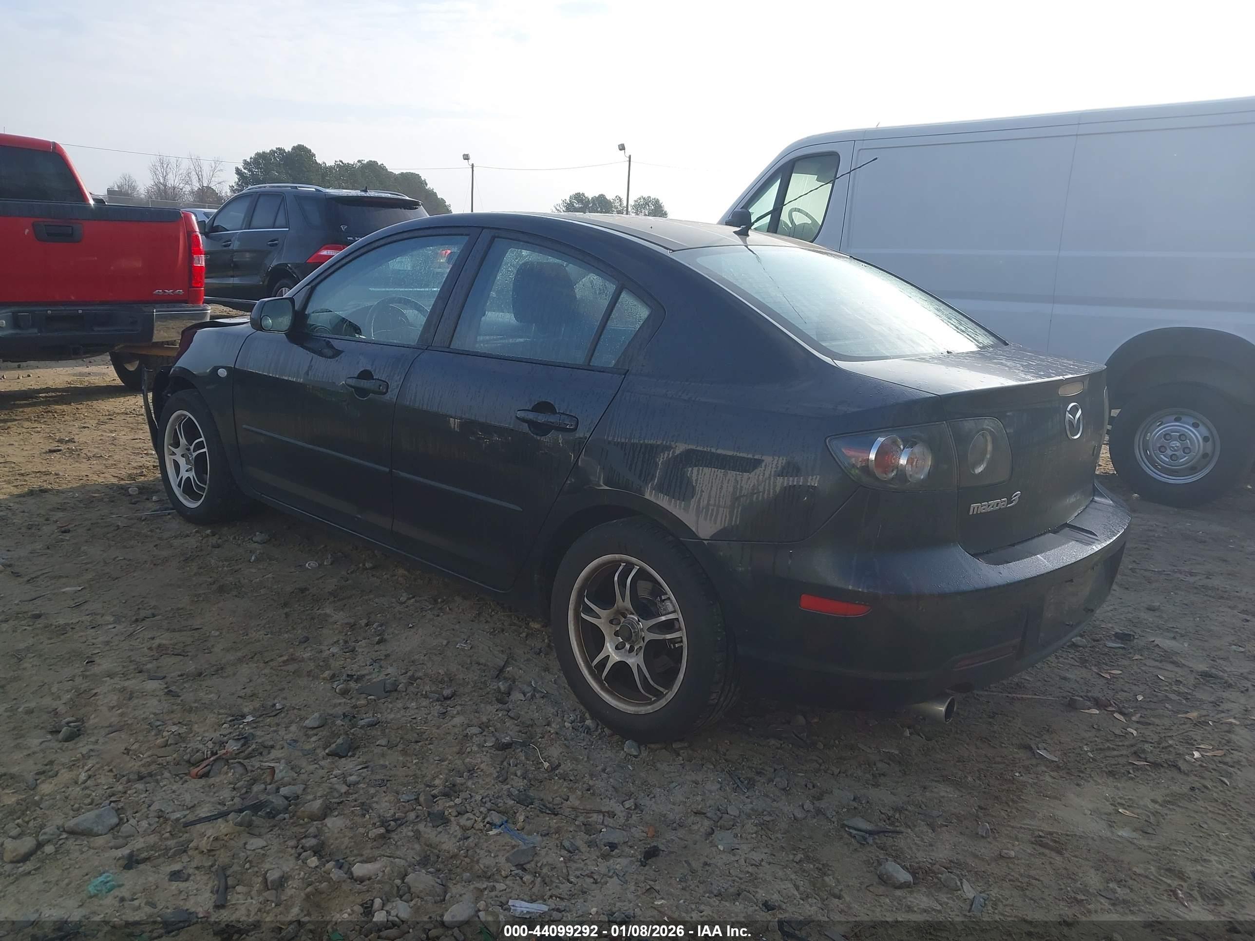 MAZDA MAZDA3 image 3