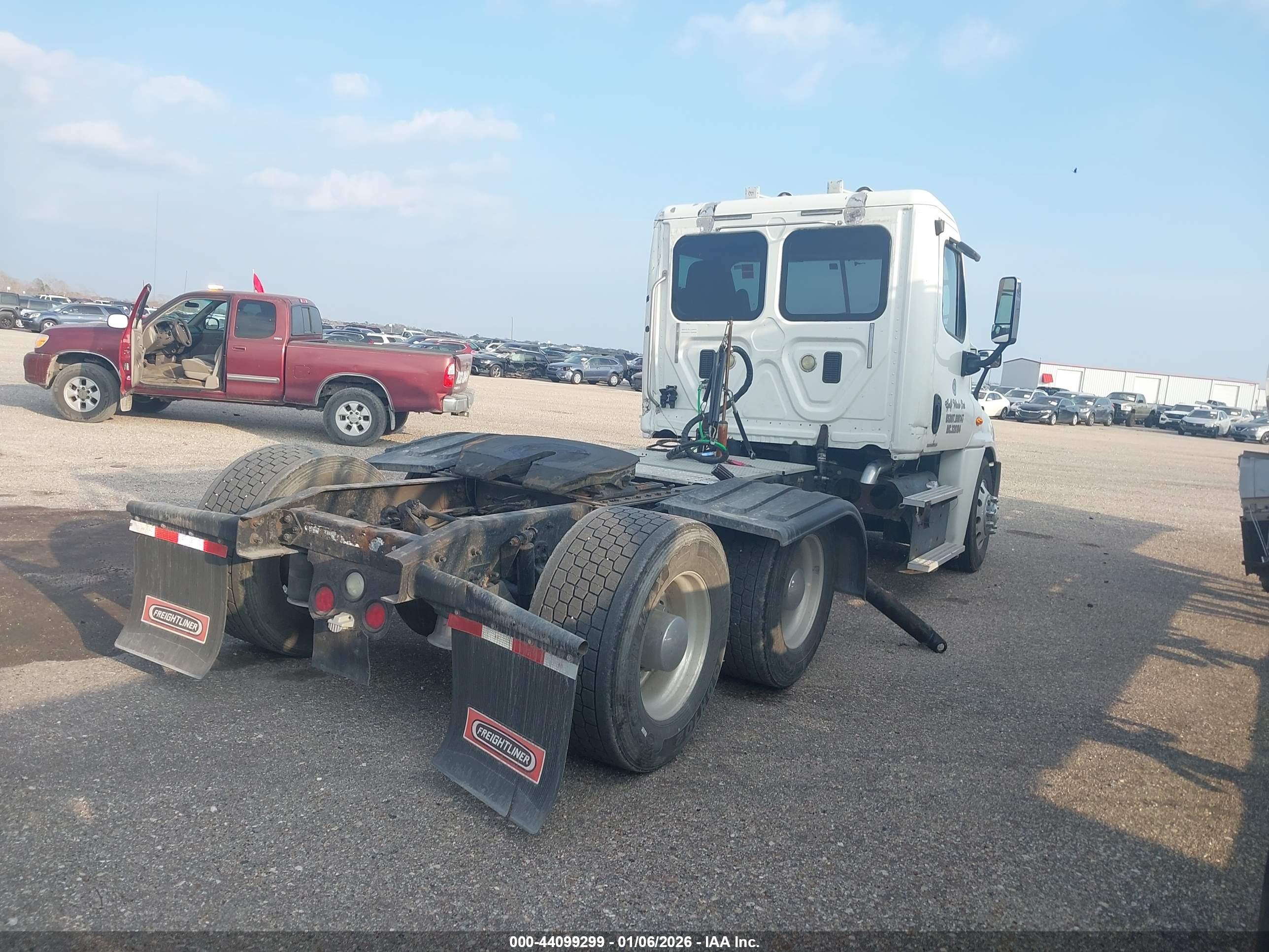 FREIGHTLINER CASCADIA image 4
