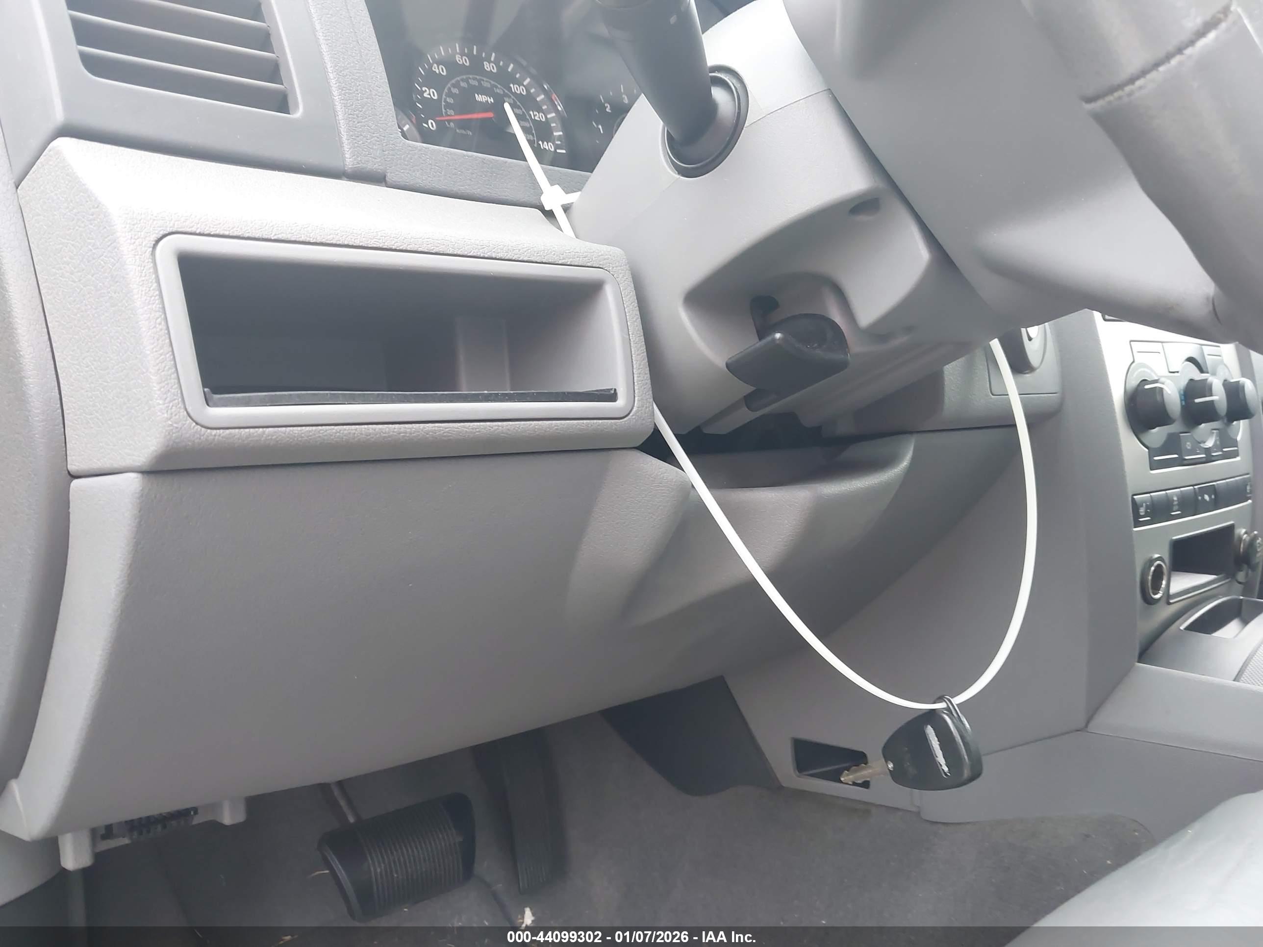 JEEP GRAND image 11